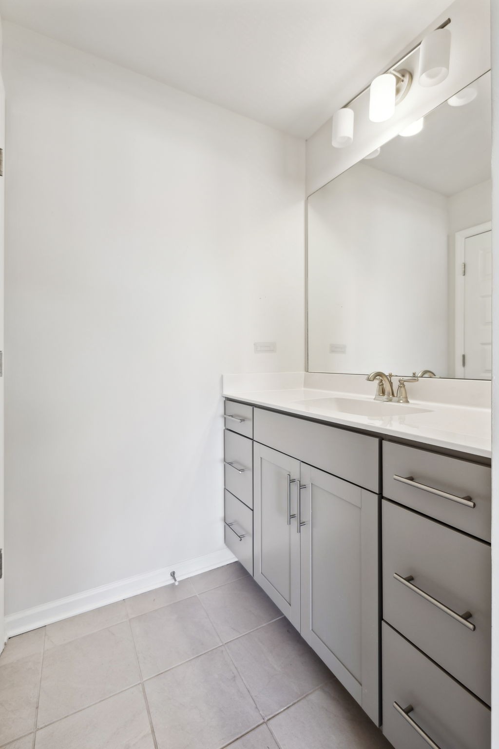 2908 Pomoa Pl