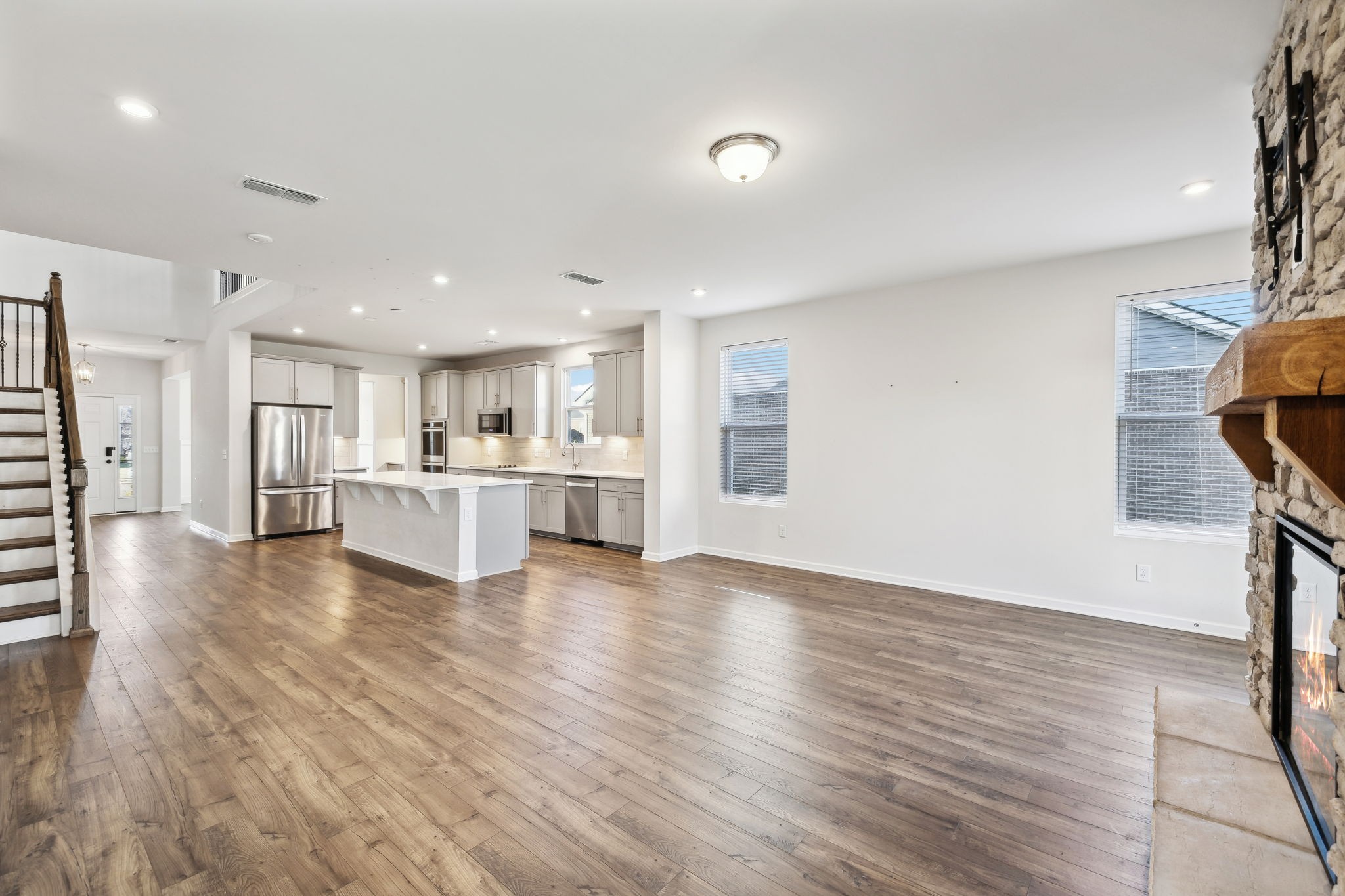 2908 Pomoa Pl
