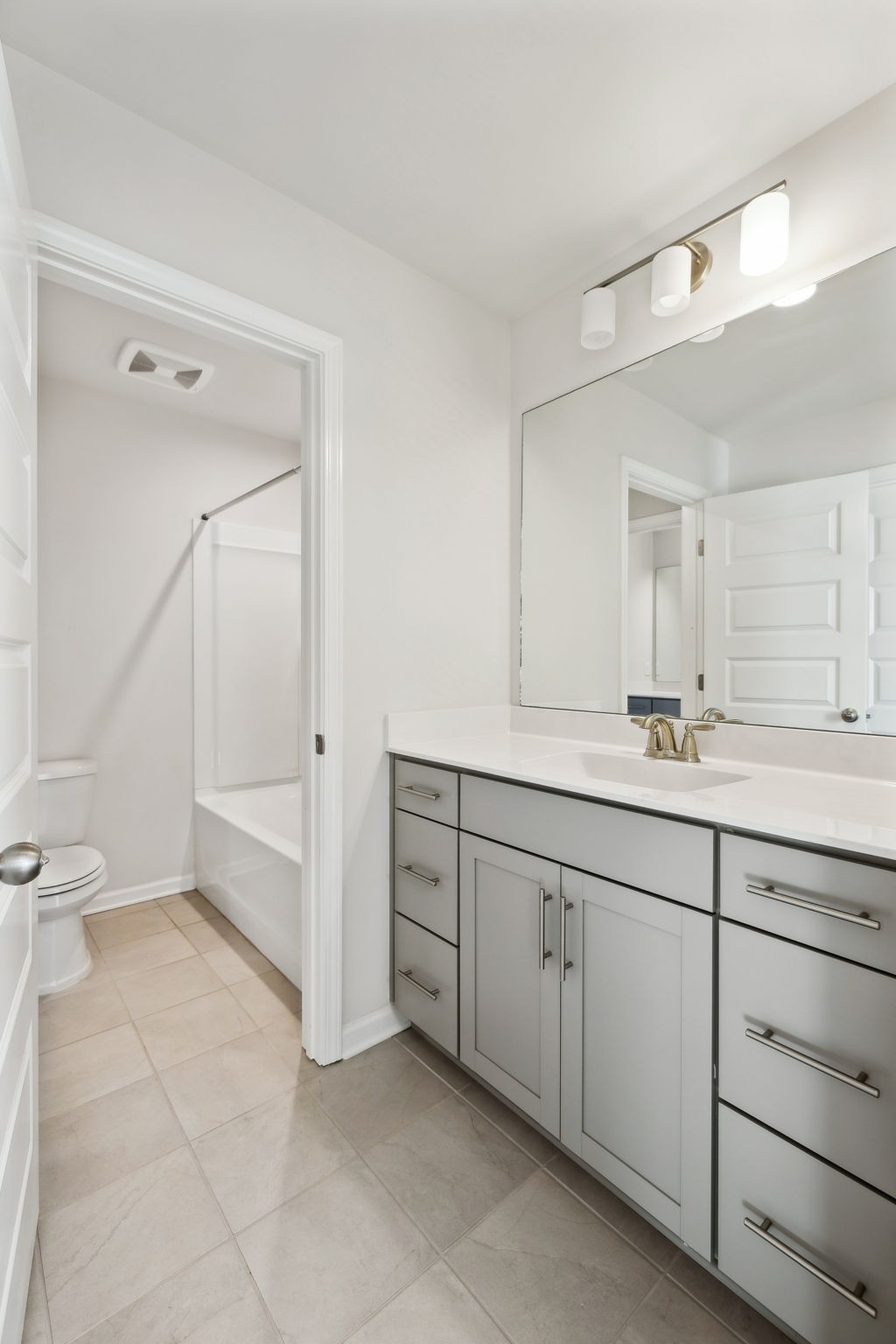 2908 Pomoa Pl