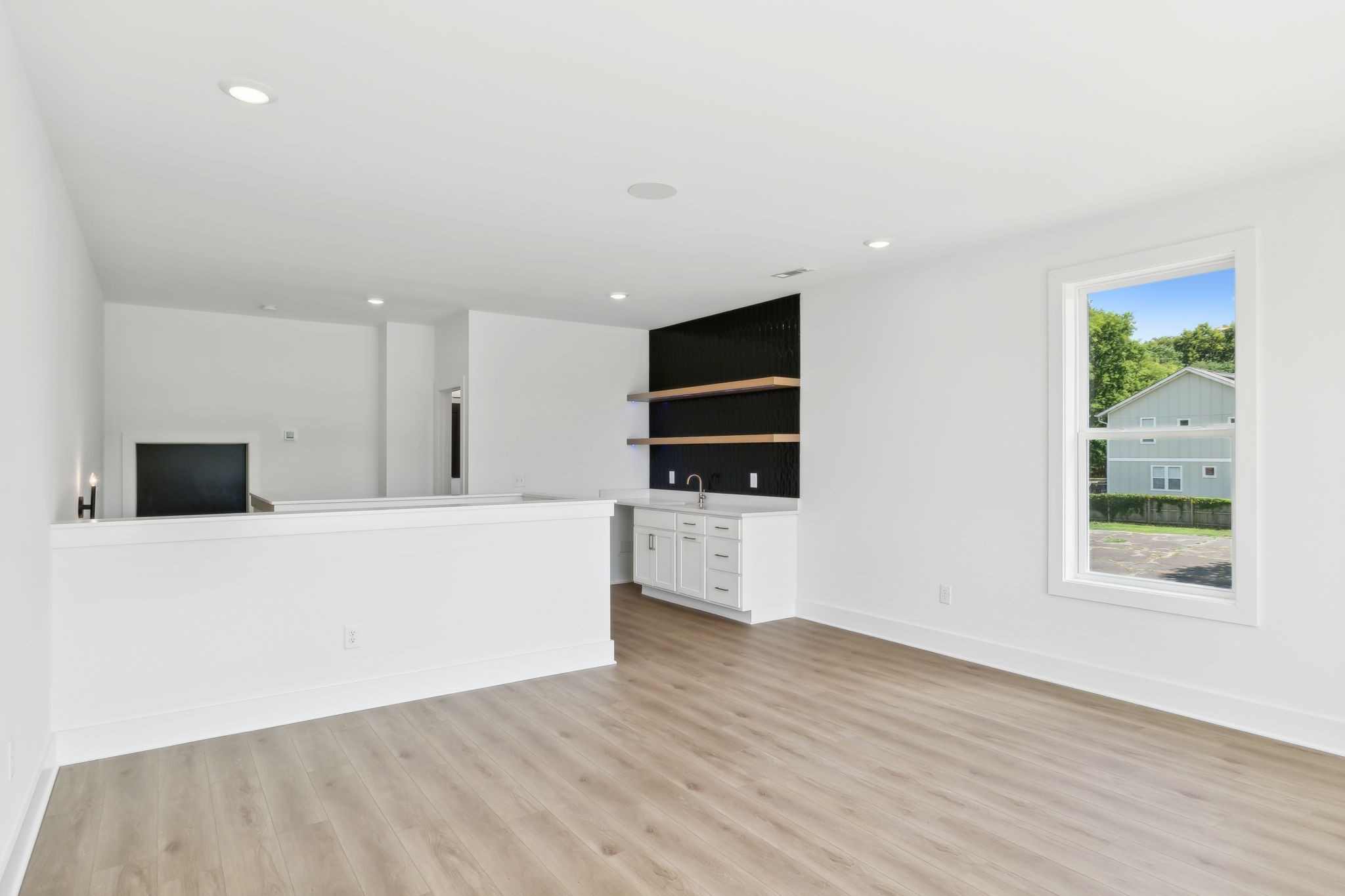 1301 Katie Ave Unit: A