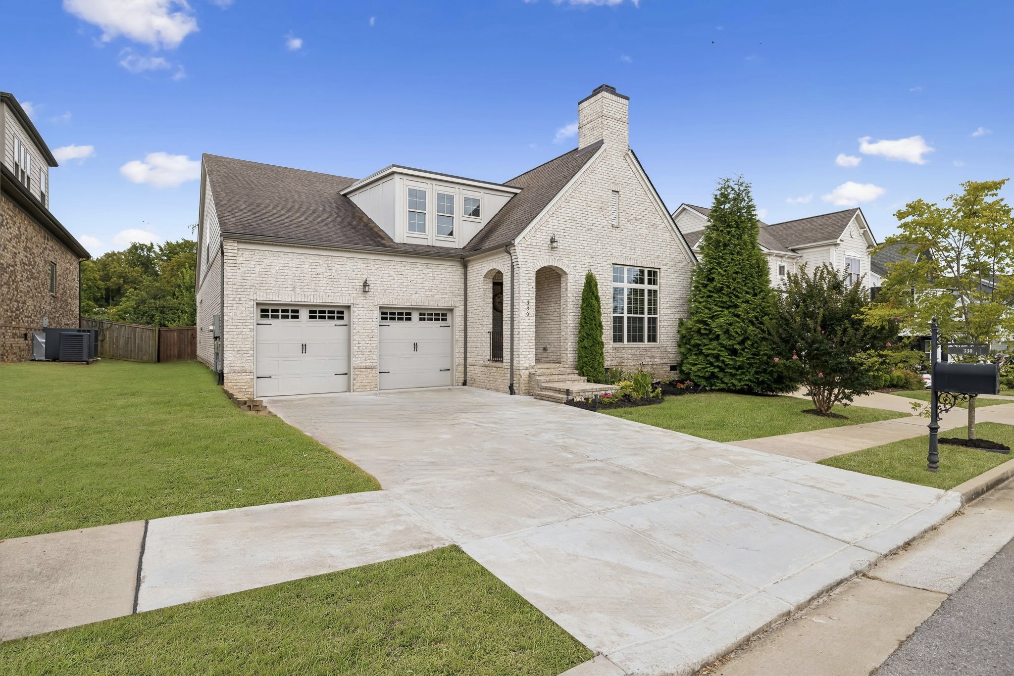 330 River Bluff Dr