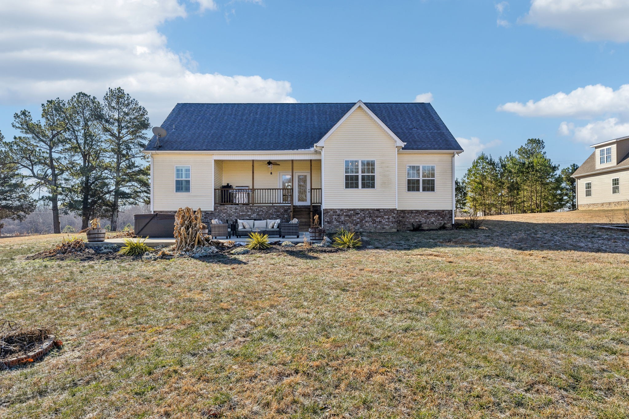 1039 Hayshed Rd