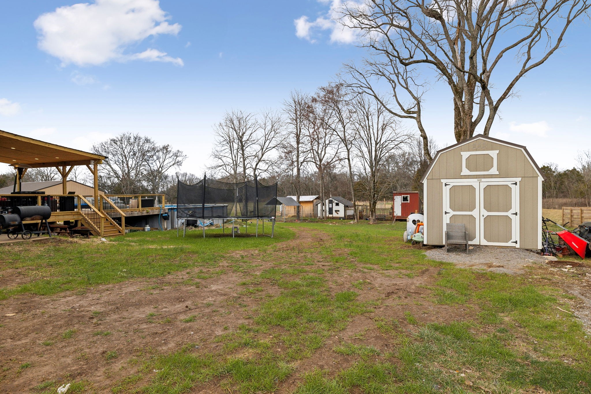 527 Vesta Rd