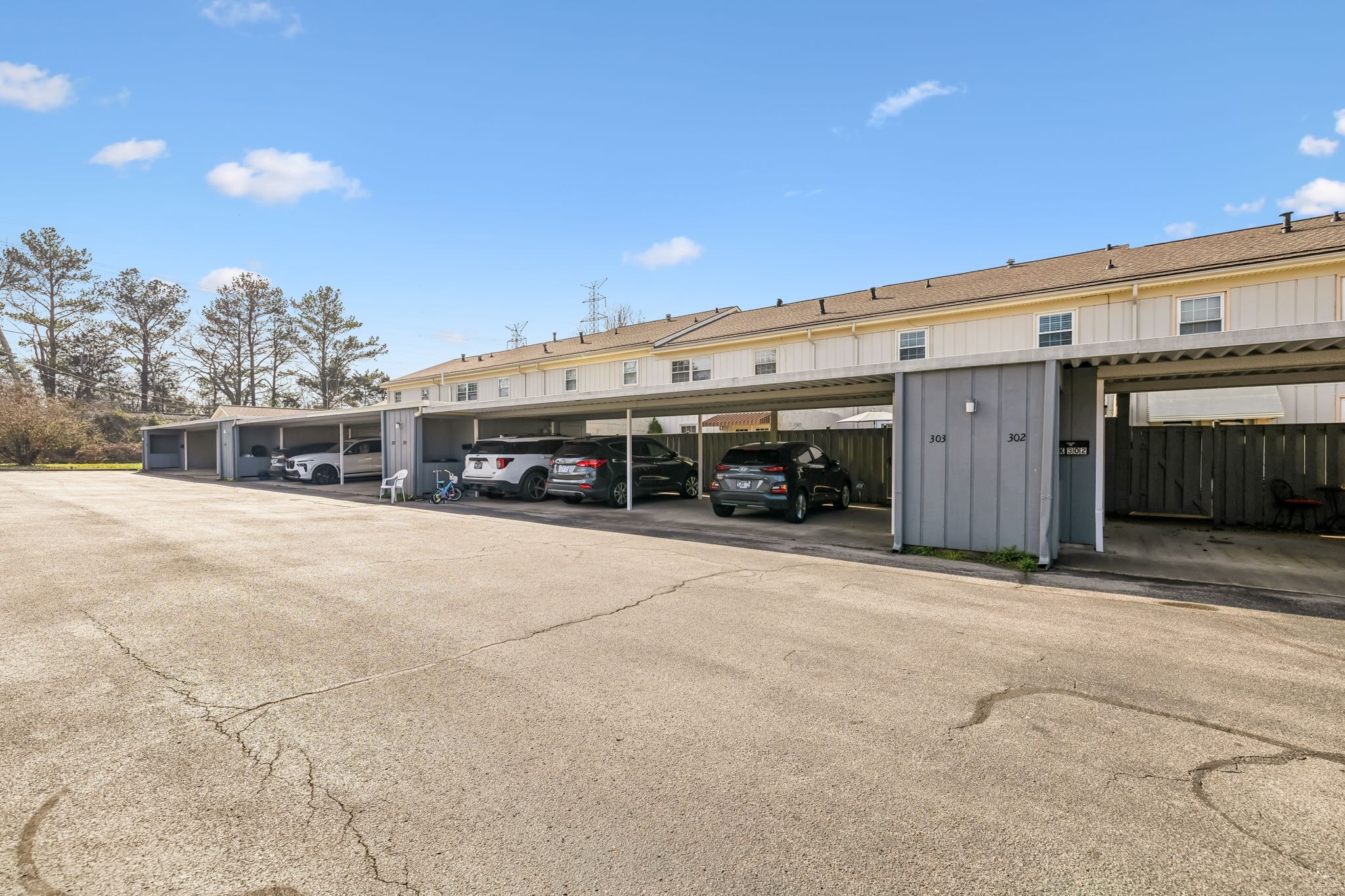 8300 Sawyer Brown Rd Unit: K303