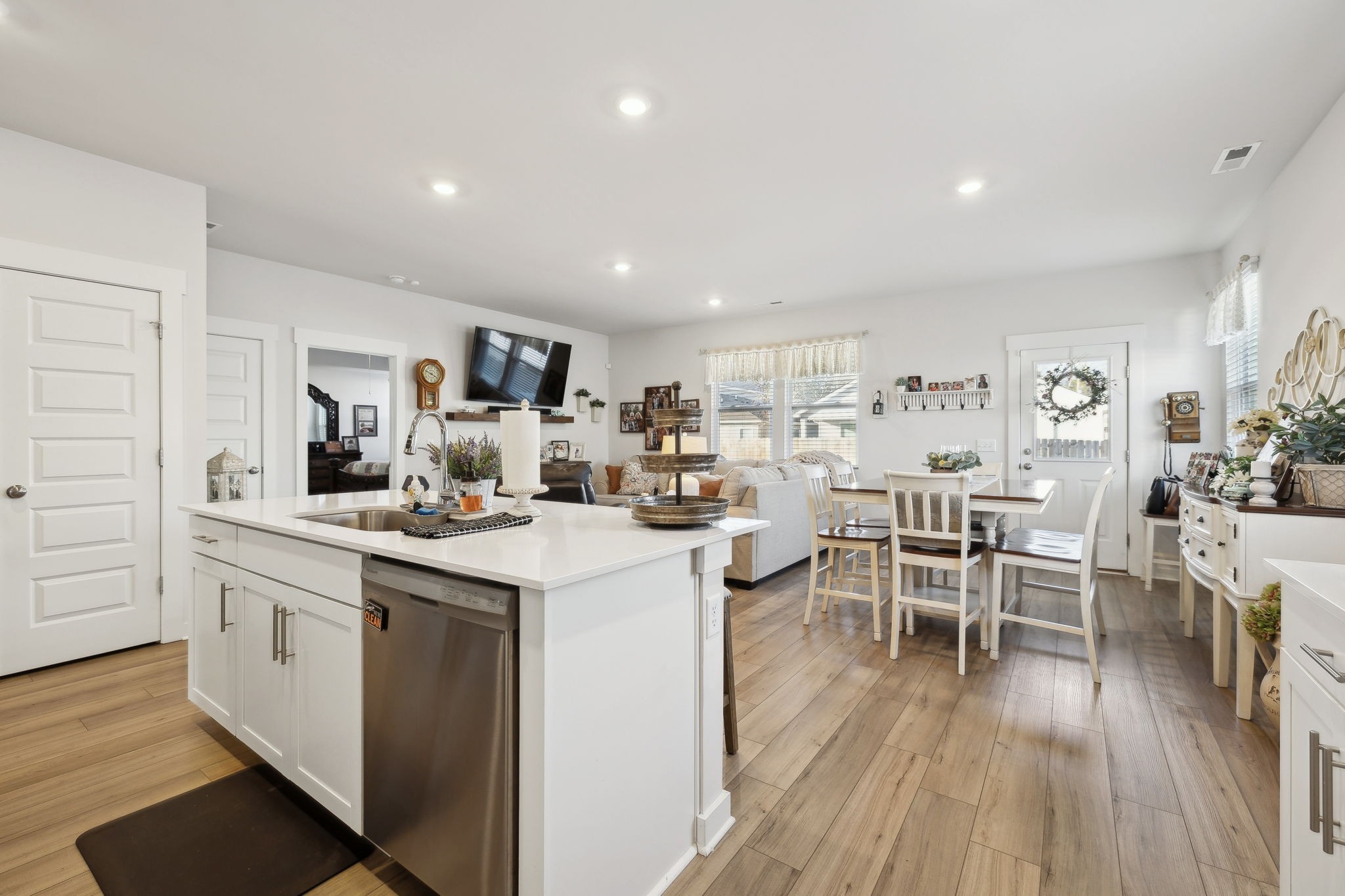 142 Merion Way