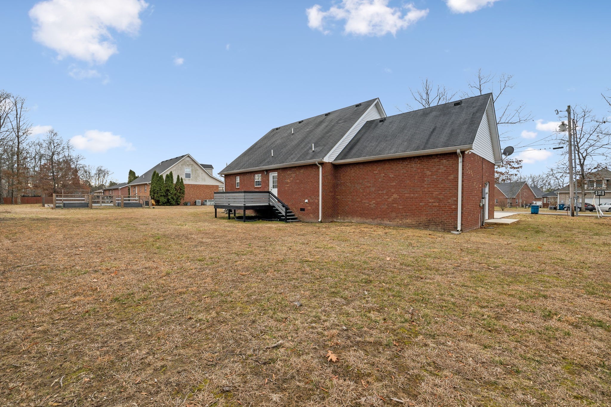 277 Oak Hollow Rd