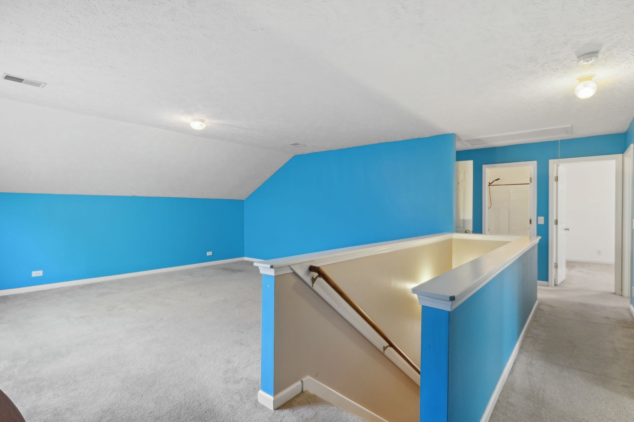 221 Maxwell Pl