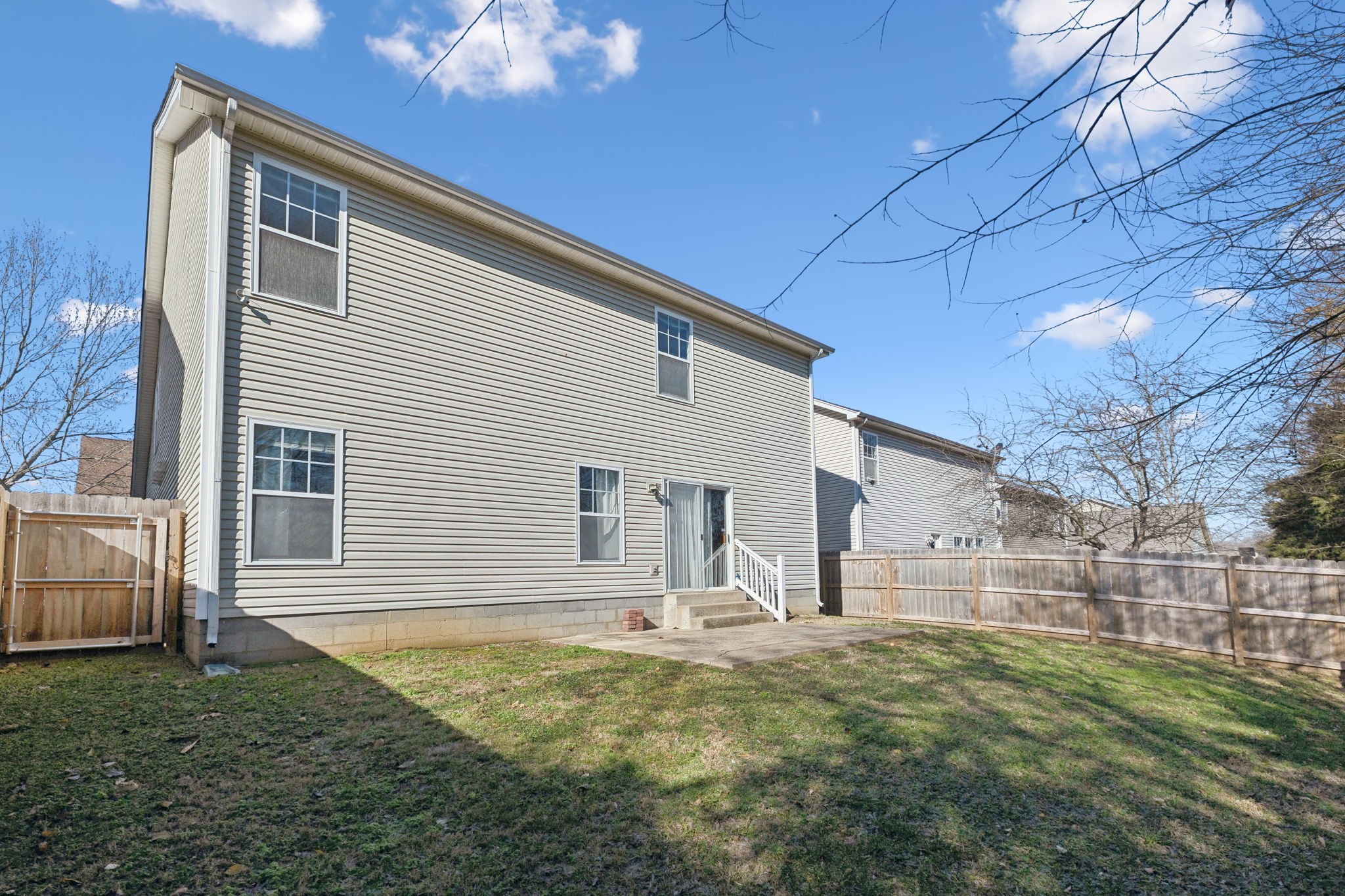 221 Maxwell Pl
