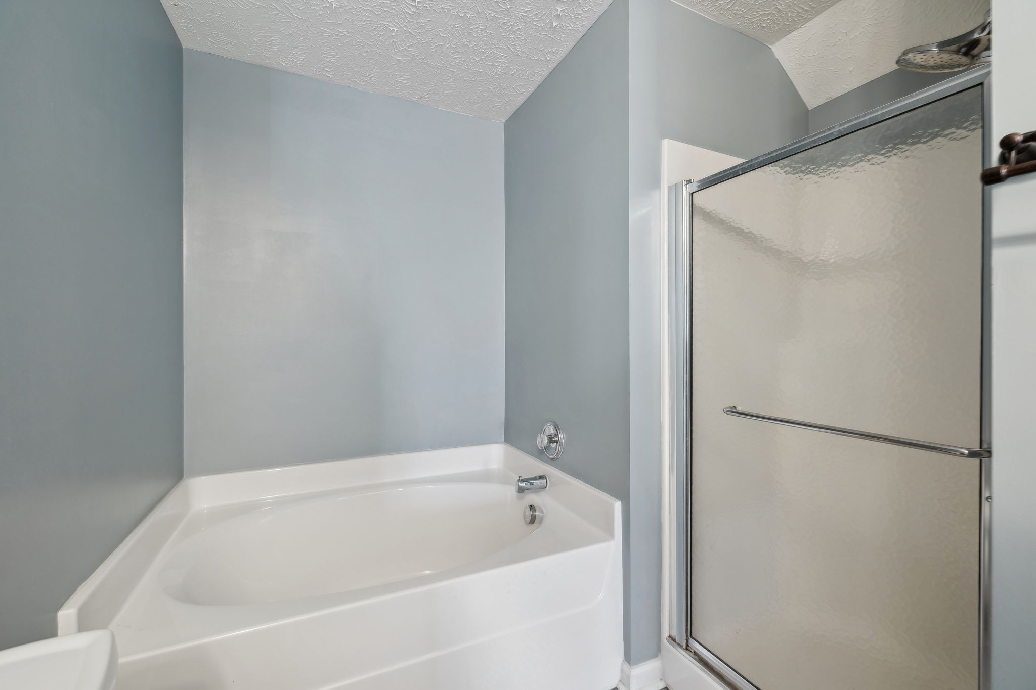 221 Maxwell Pl