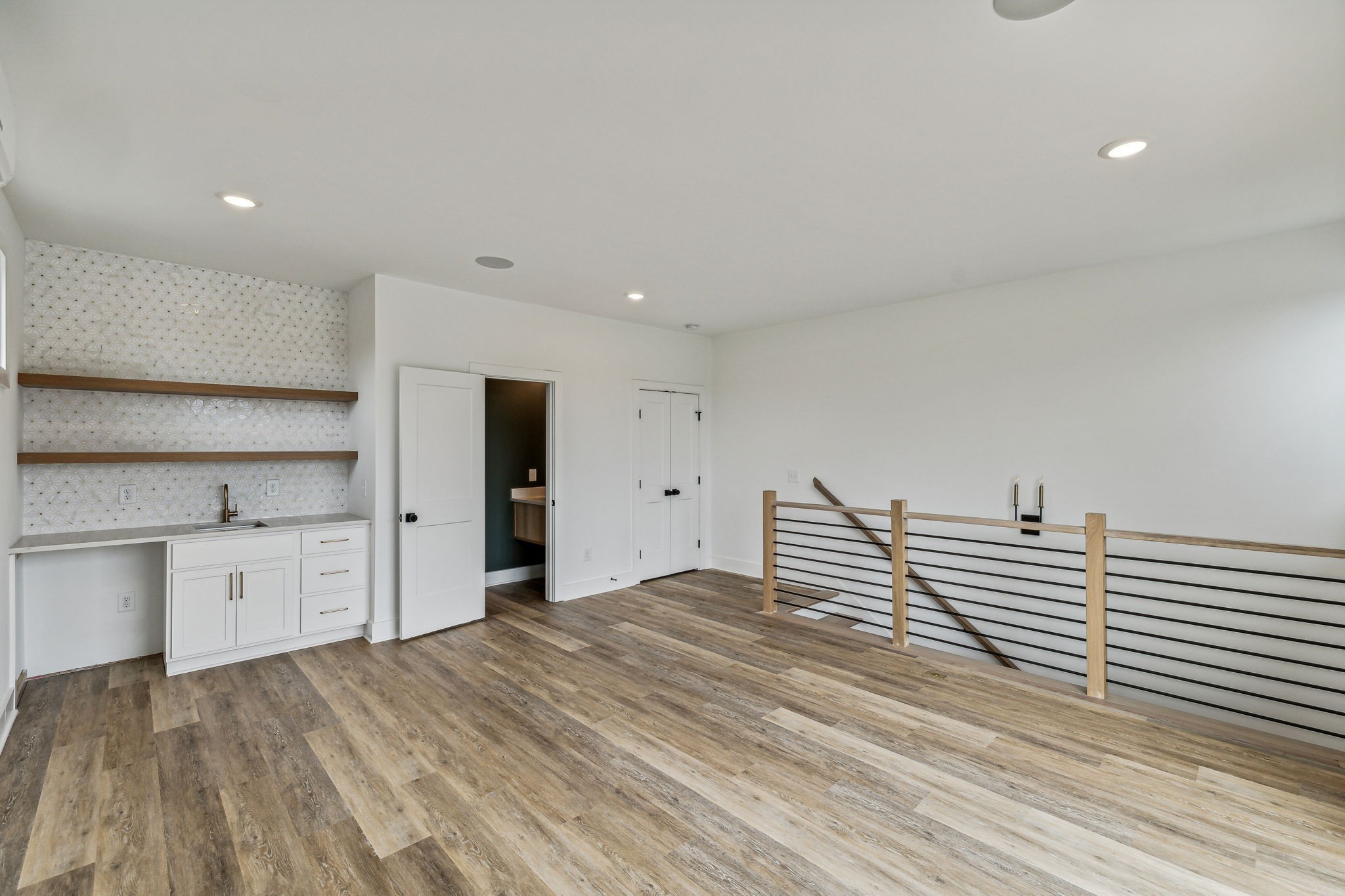 1303 Katie Ave Unit: B