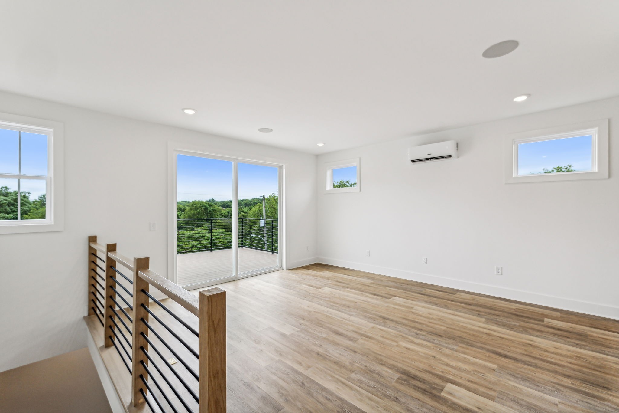 1303 Katie Ave Unit: B