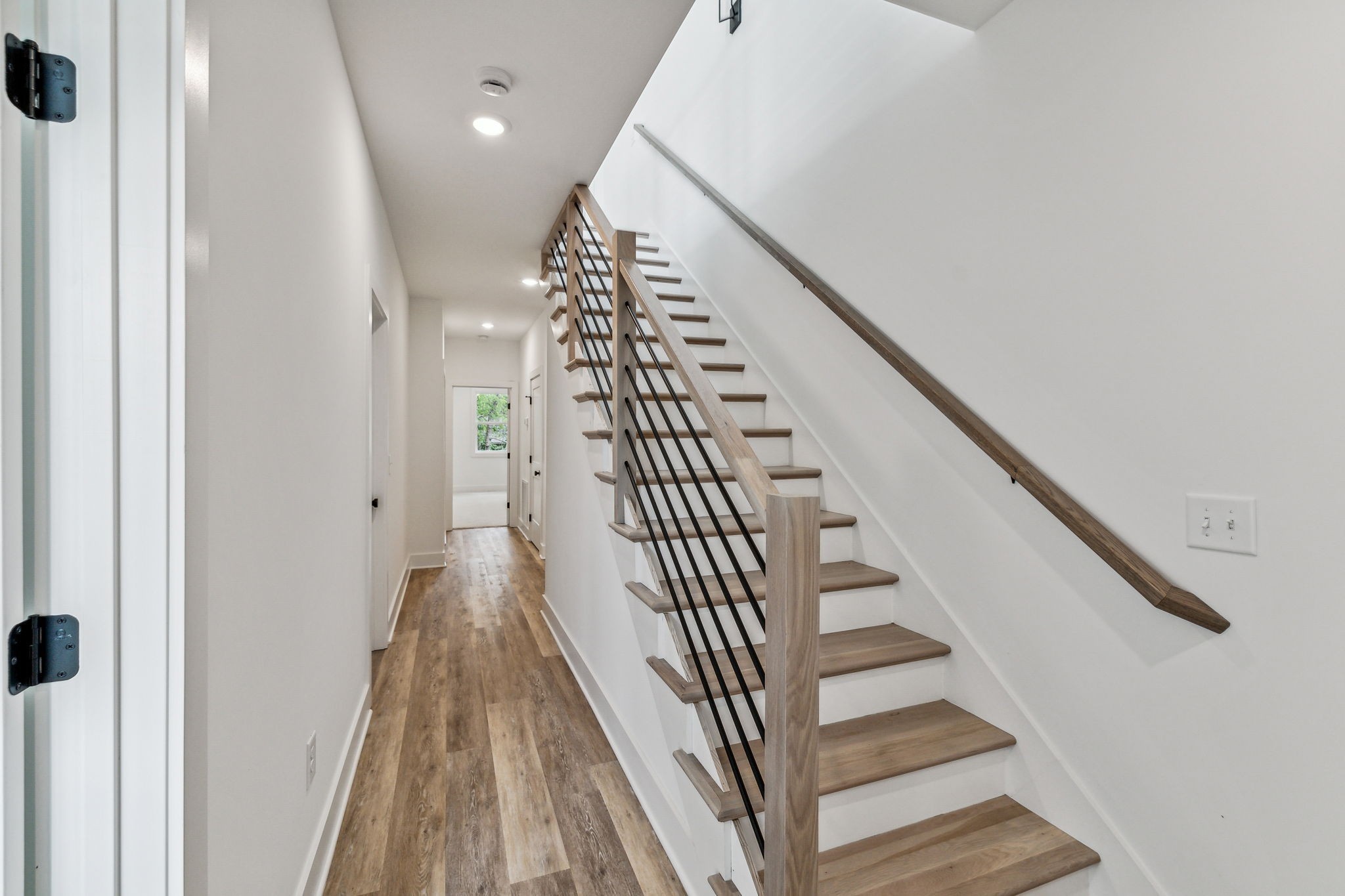 1303 Katie Ave Unit: B