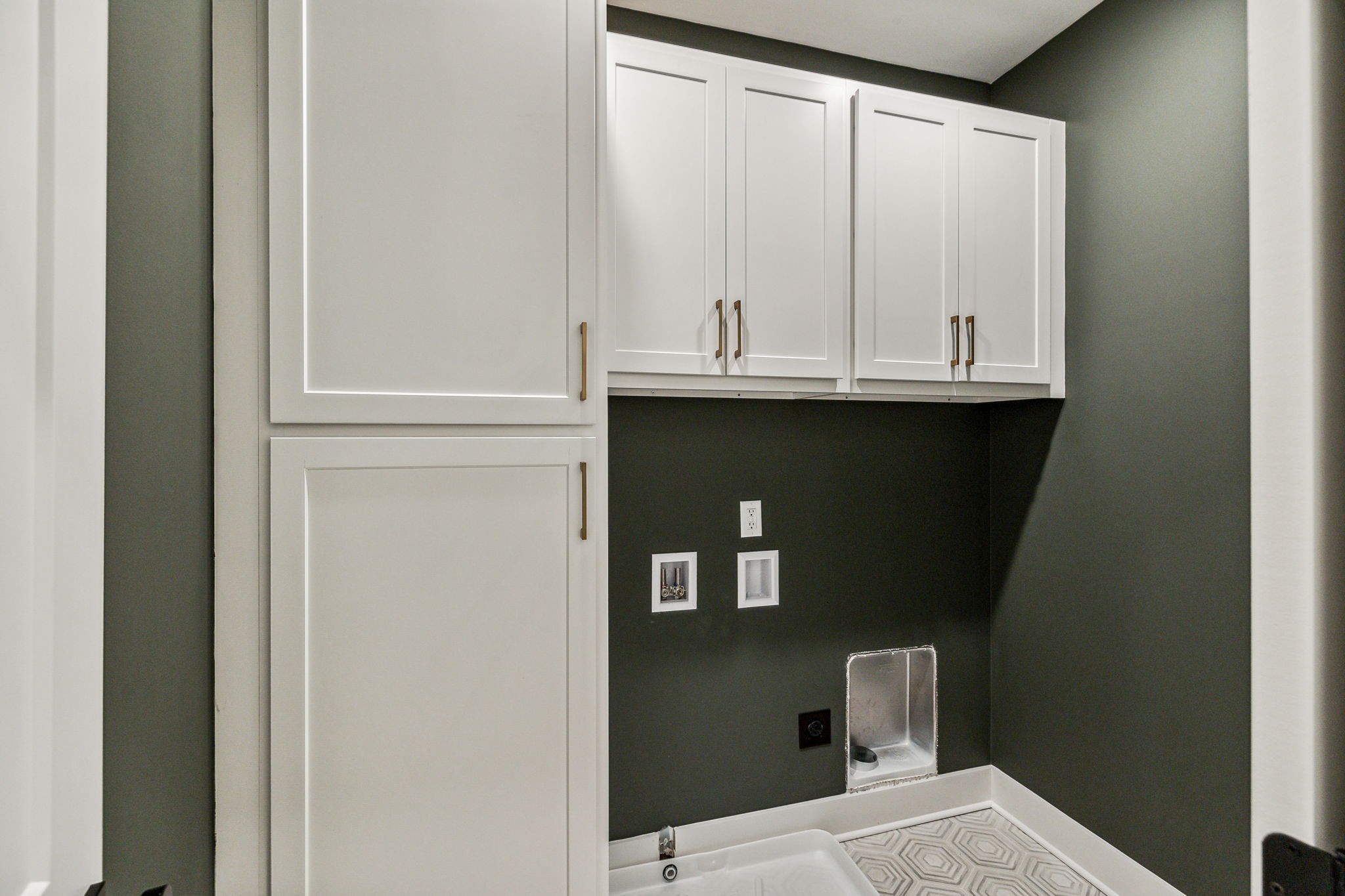 1303 Katie Ave Unit: B
