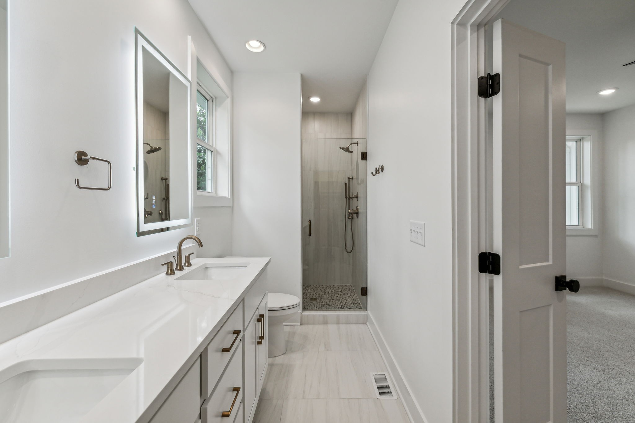 1303 Katie Ave Unit: B