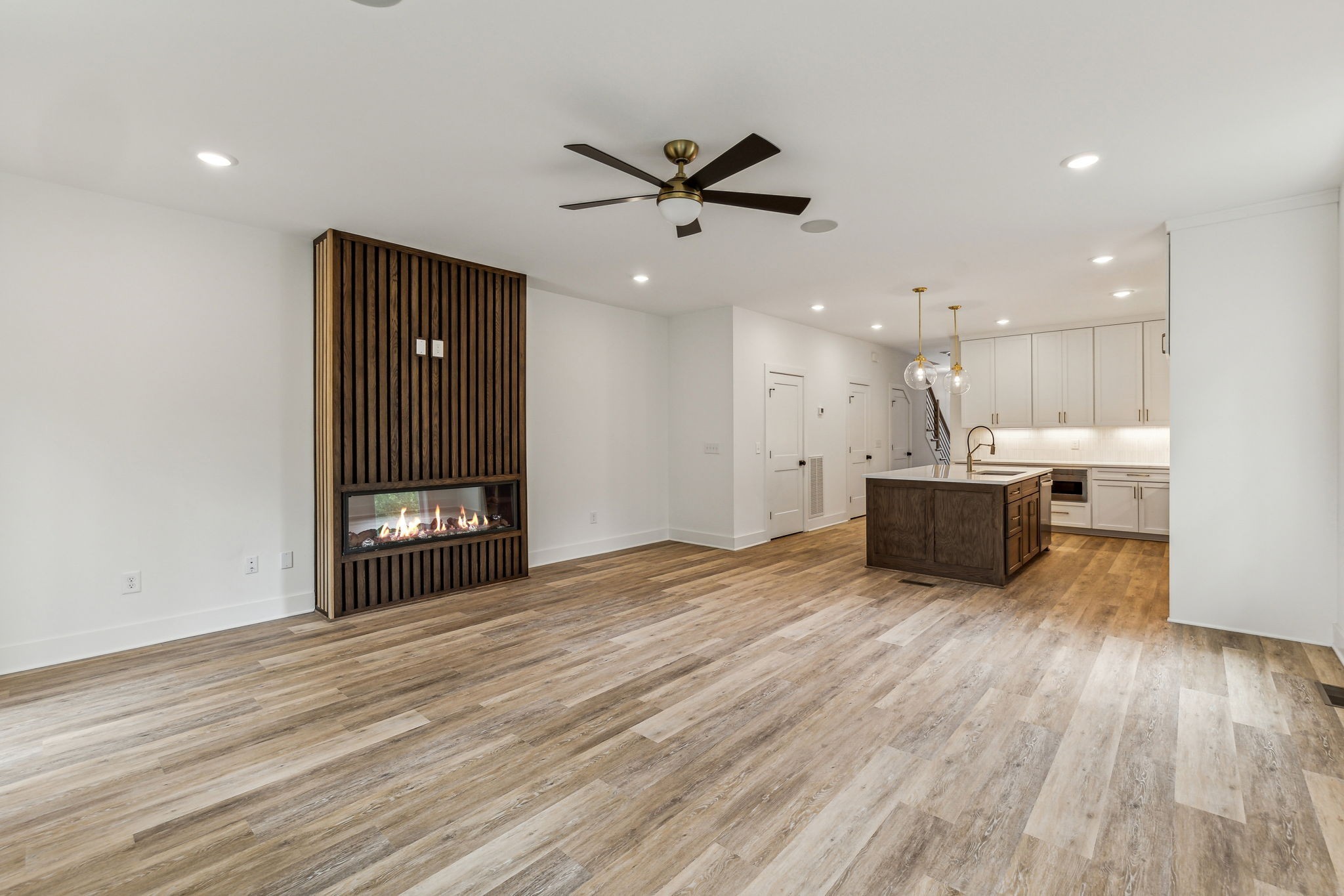 1303 Katie Ave Unit: B