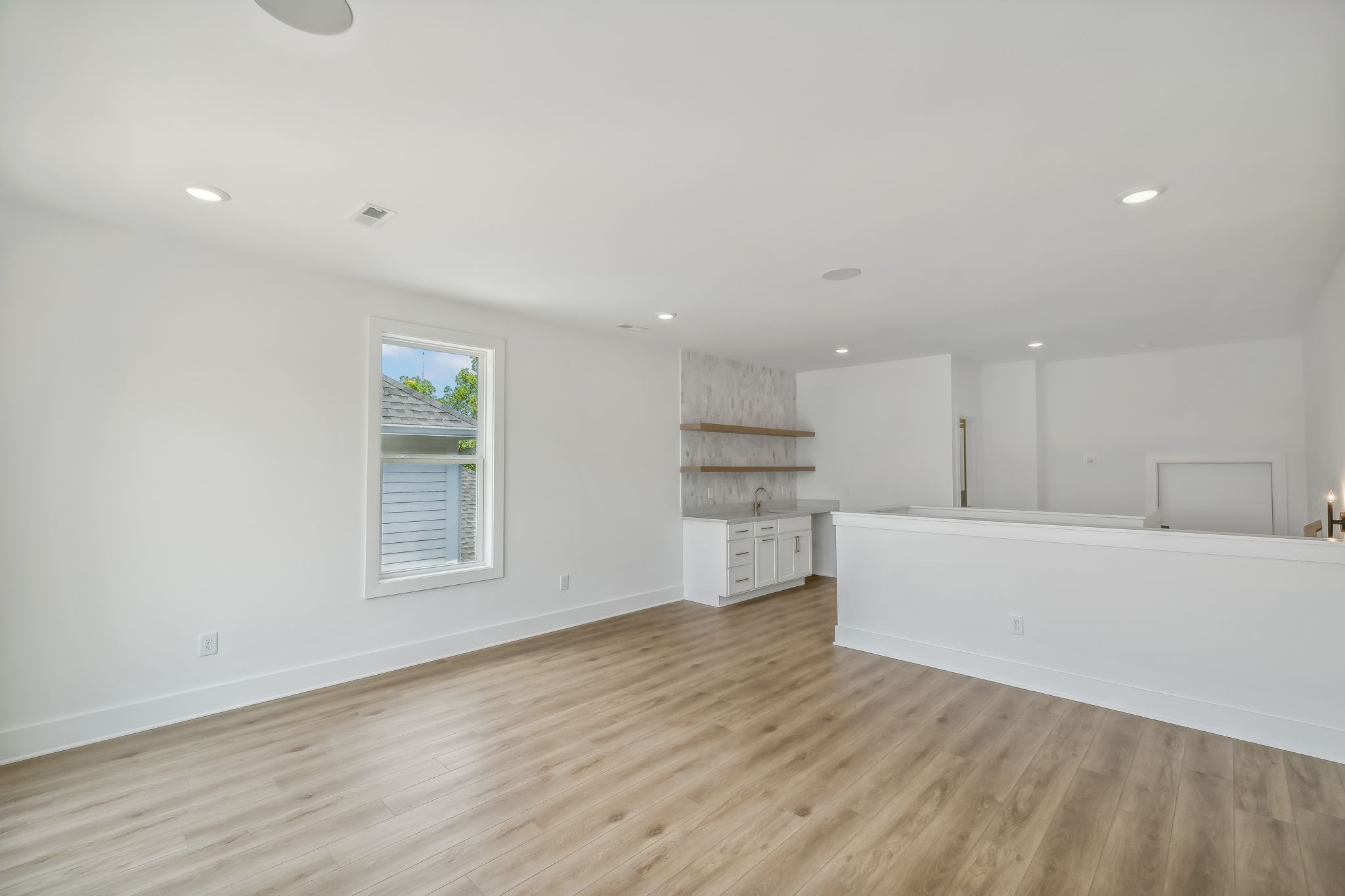 1301B Katie Ave