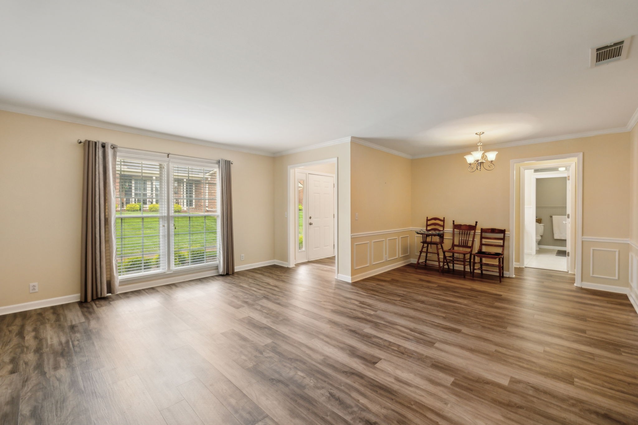 2130 River Chase Dr