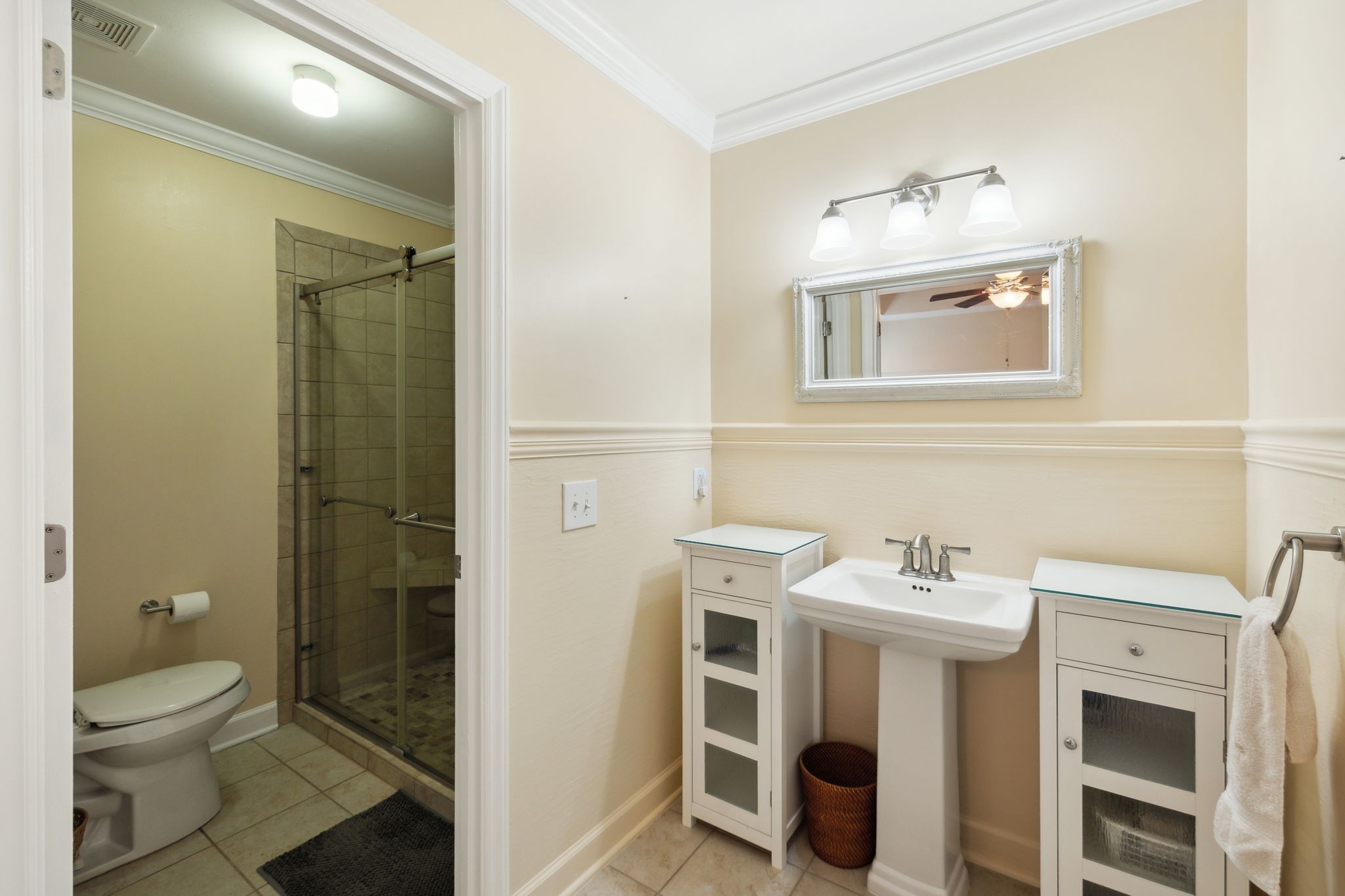 2130 River Chase Dr