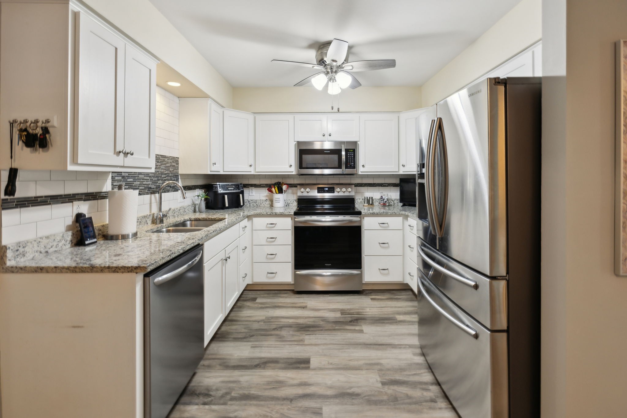 2130 River Chase Dr