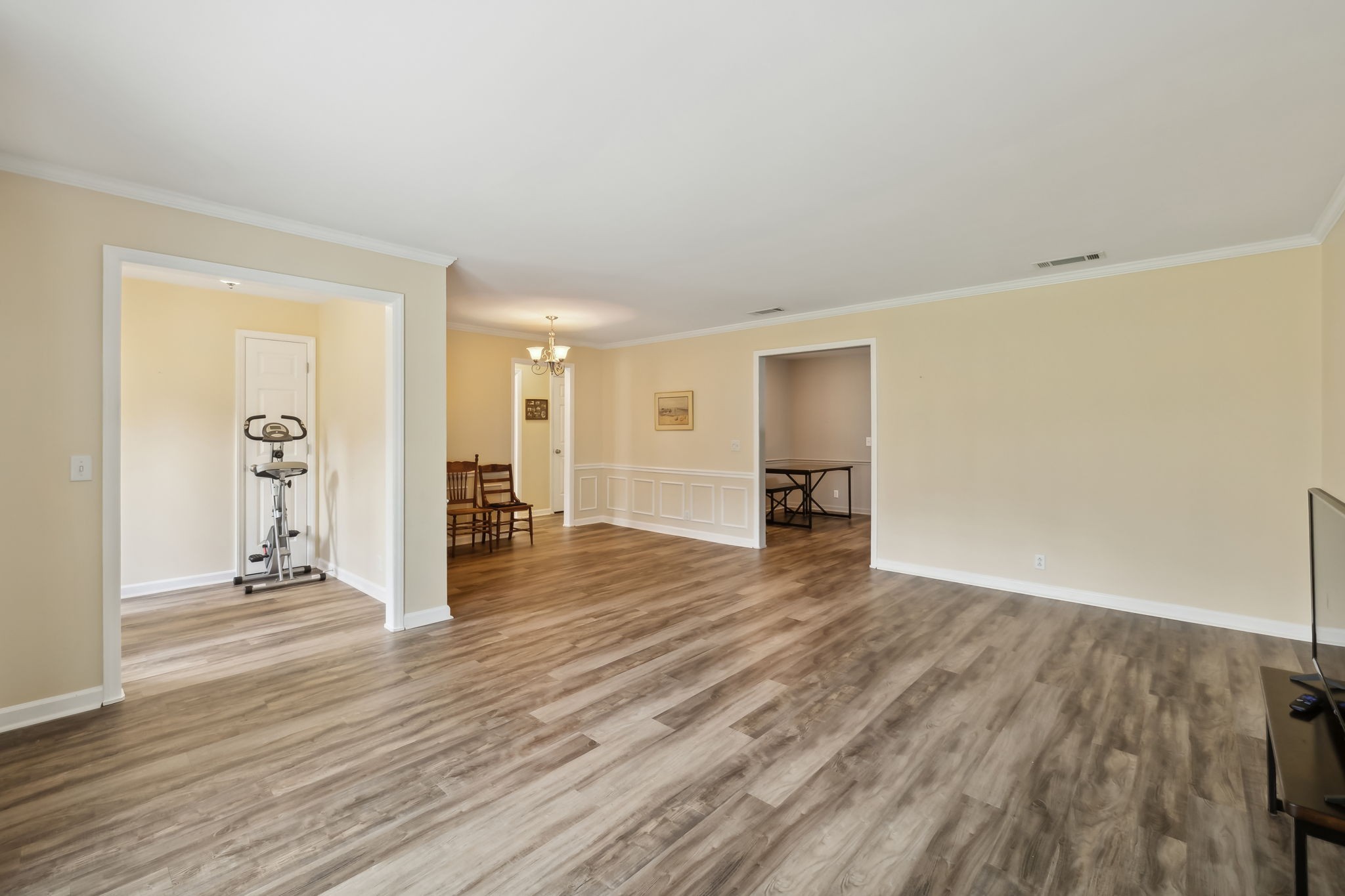 2130 River Chase Dr
