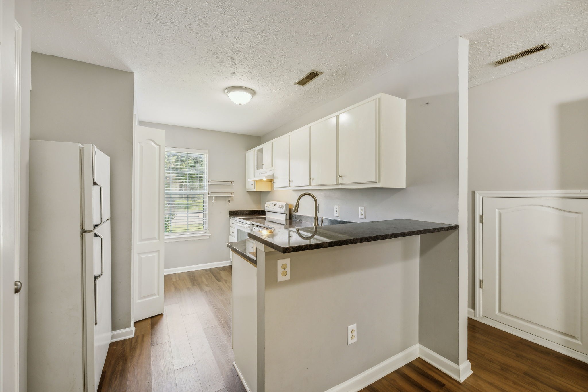 1625 Center Pointe Dr
