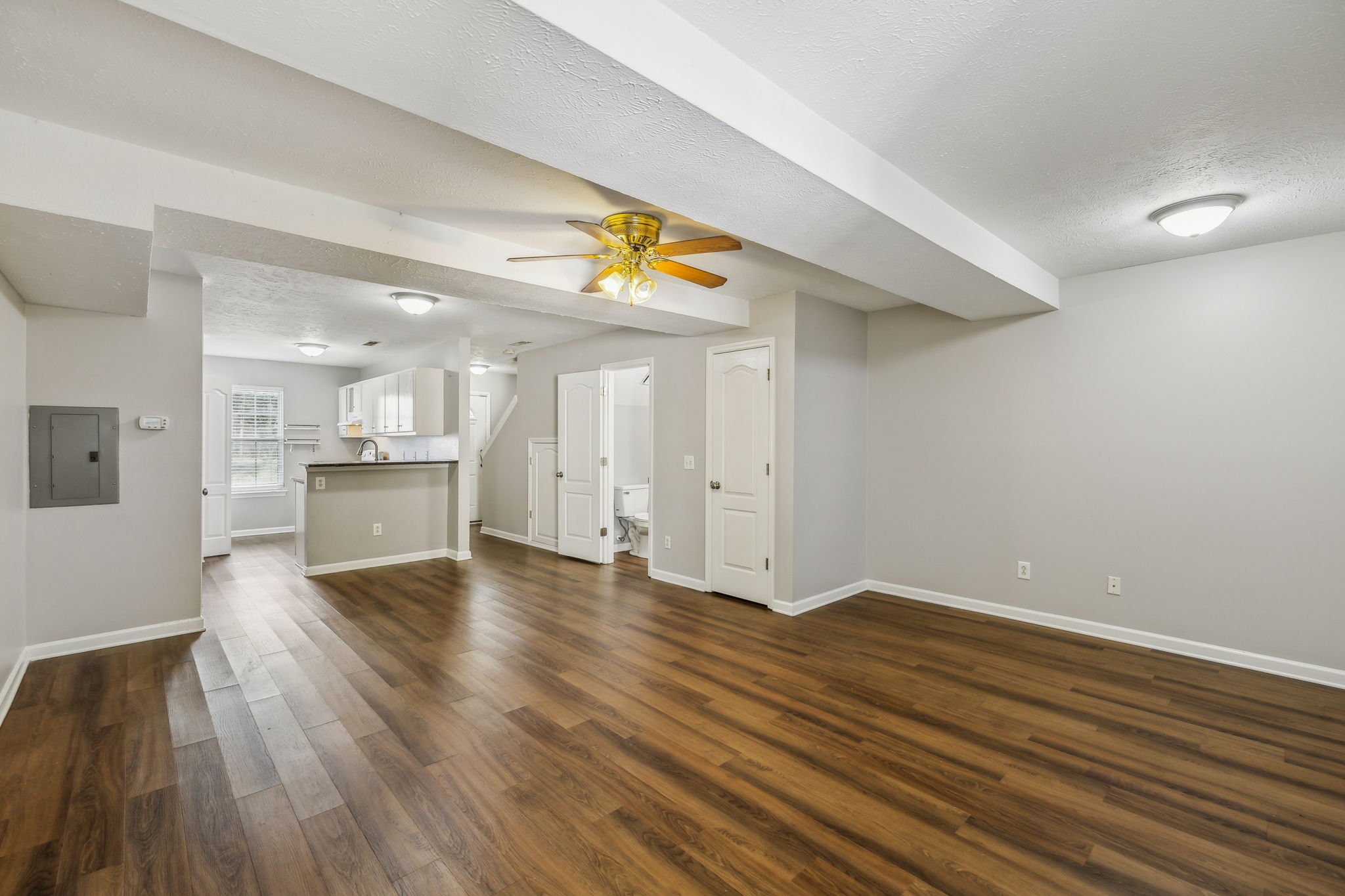 1625 Center Pointe Dr
