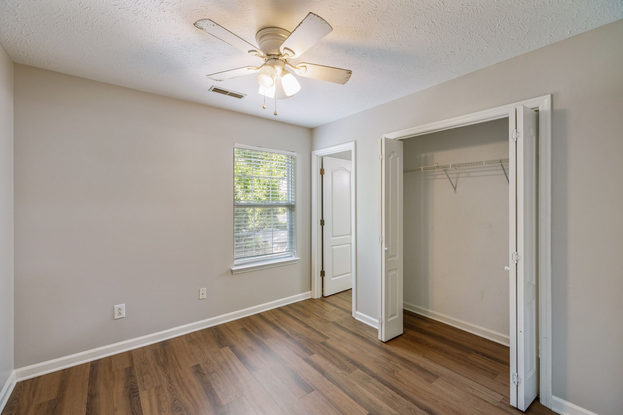 1625 Center Pointe Dr