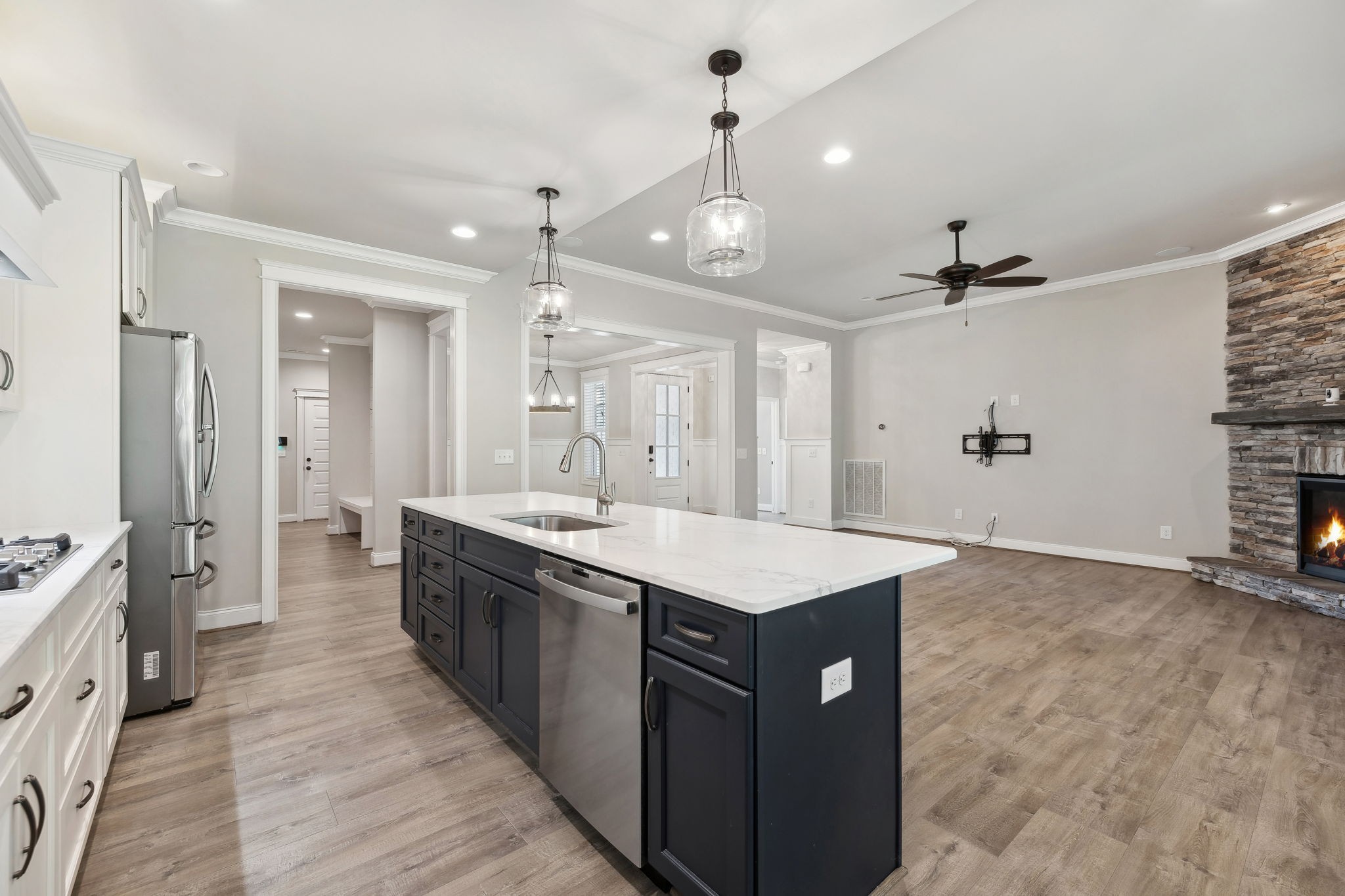 417 Anchor Reserve Cv