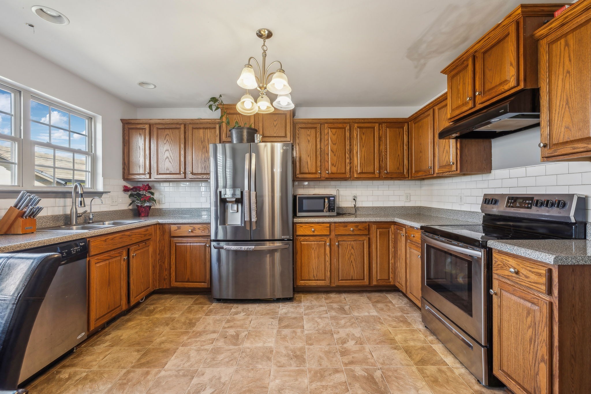 605 Betty Lou Dr