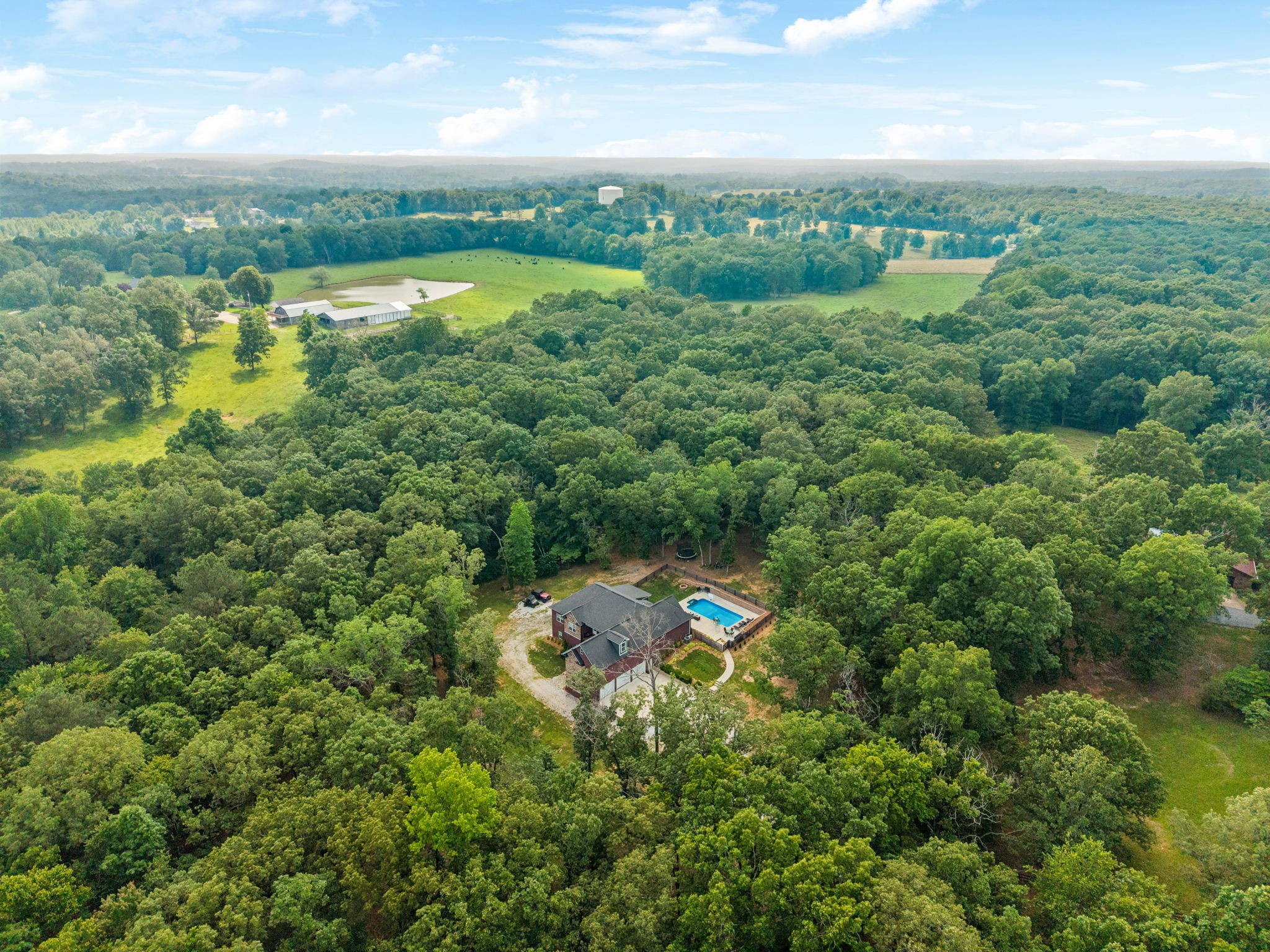 121 Regency Ln