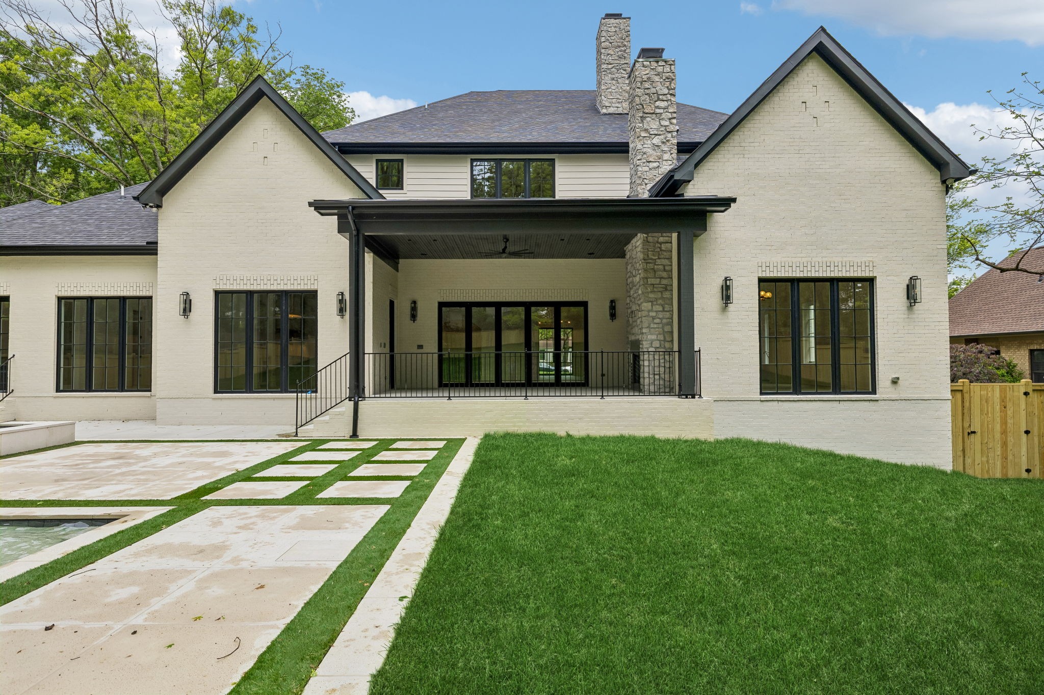 6233 Vosswood Dr