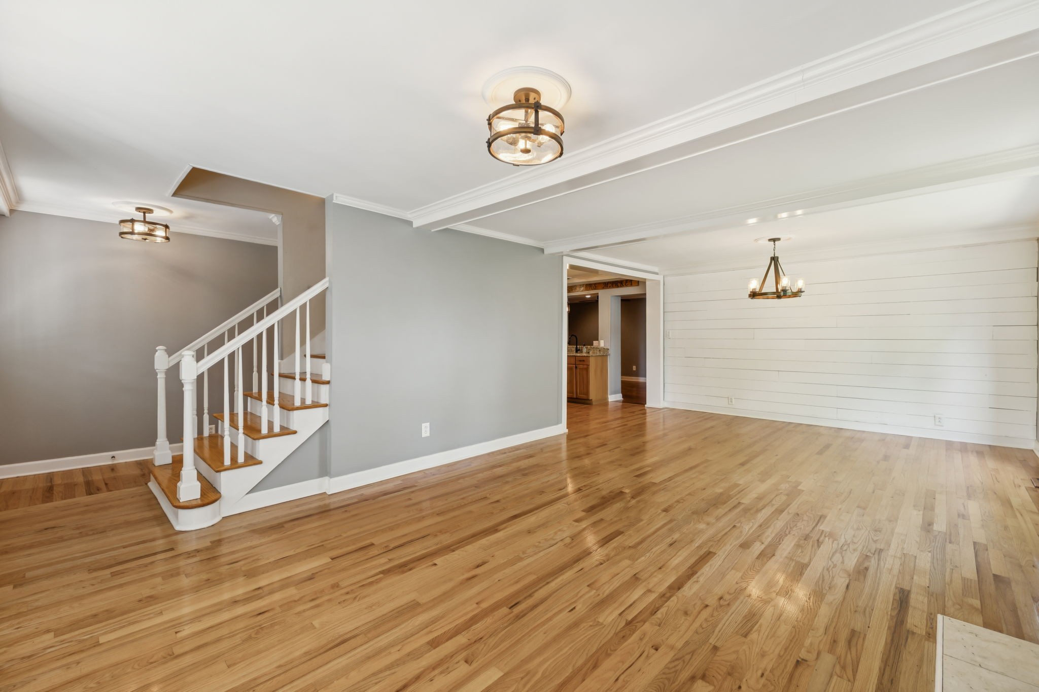 501 Moncrief Ave