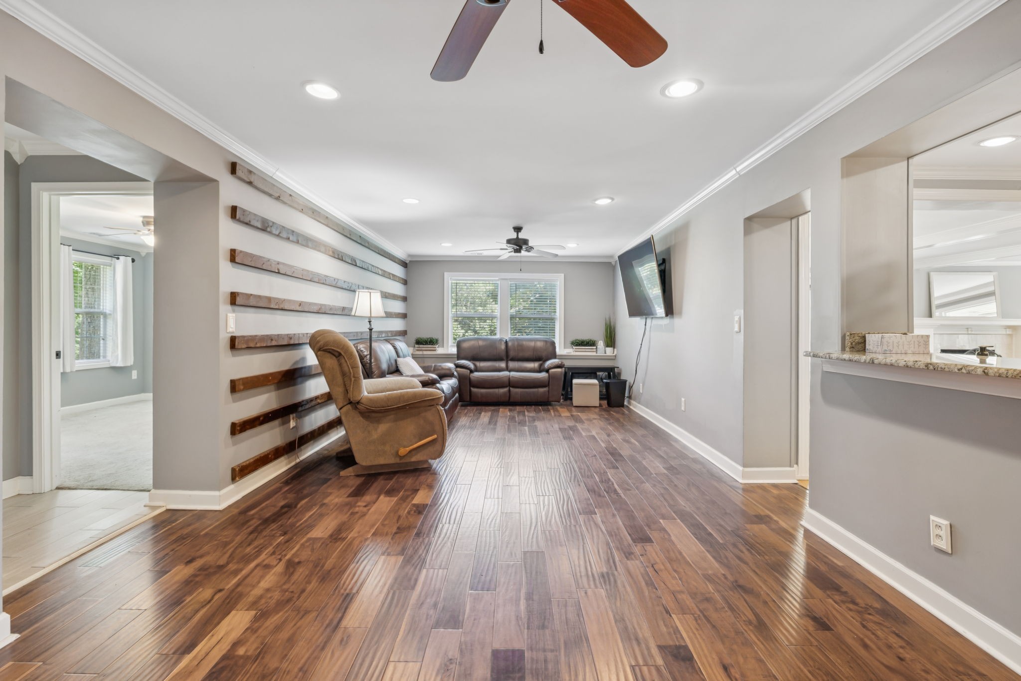 501 Moncrief Ave