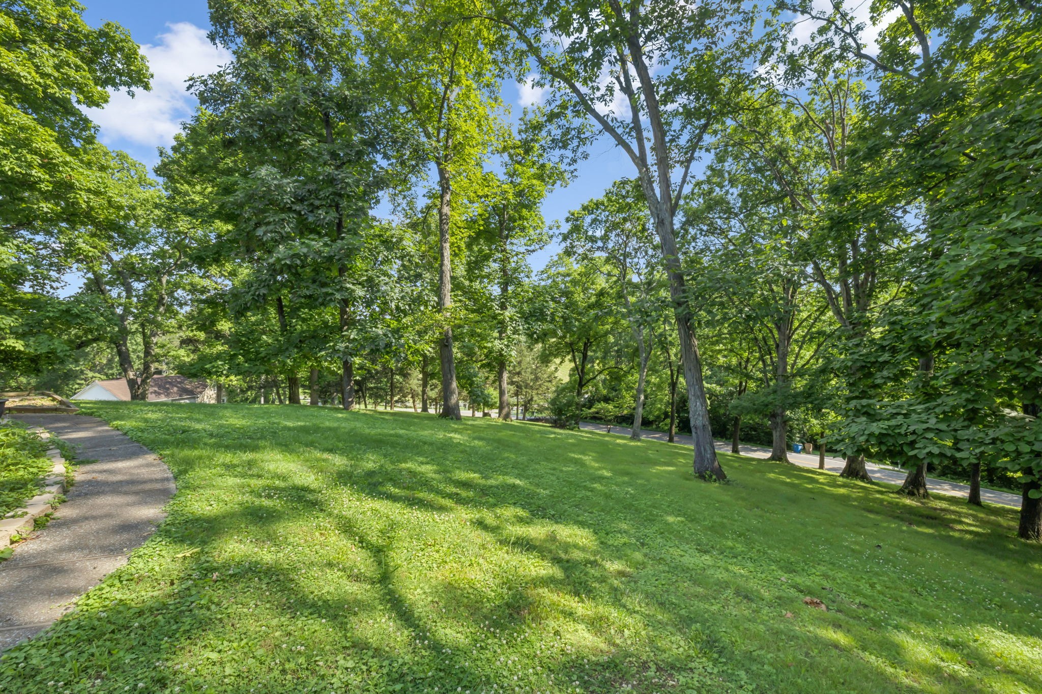 501 Moncrief Ave