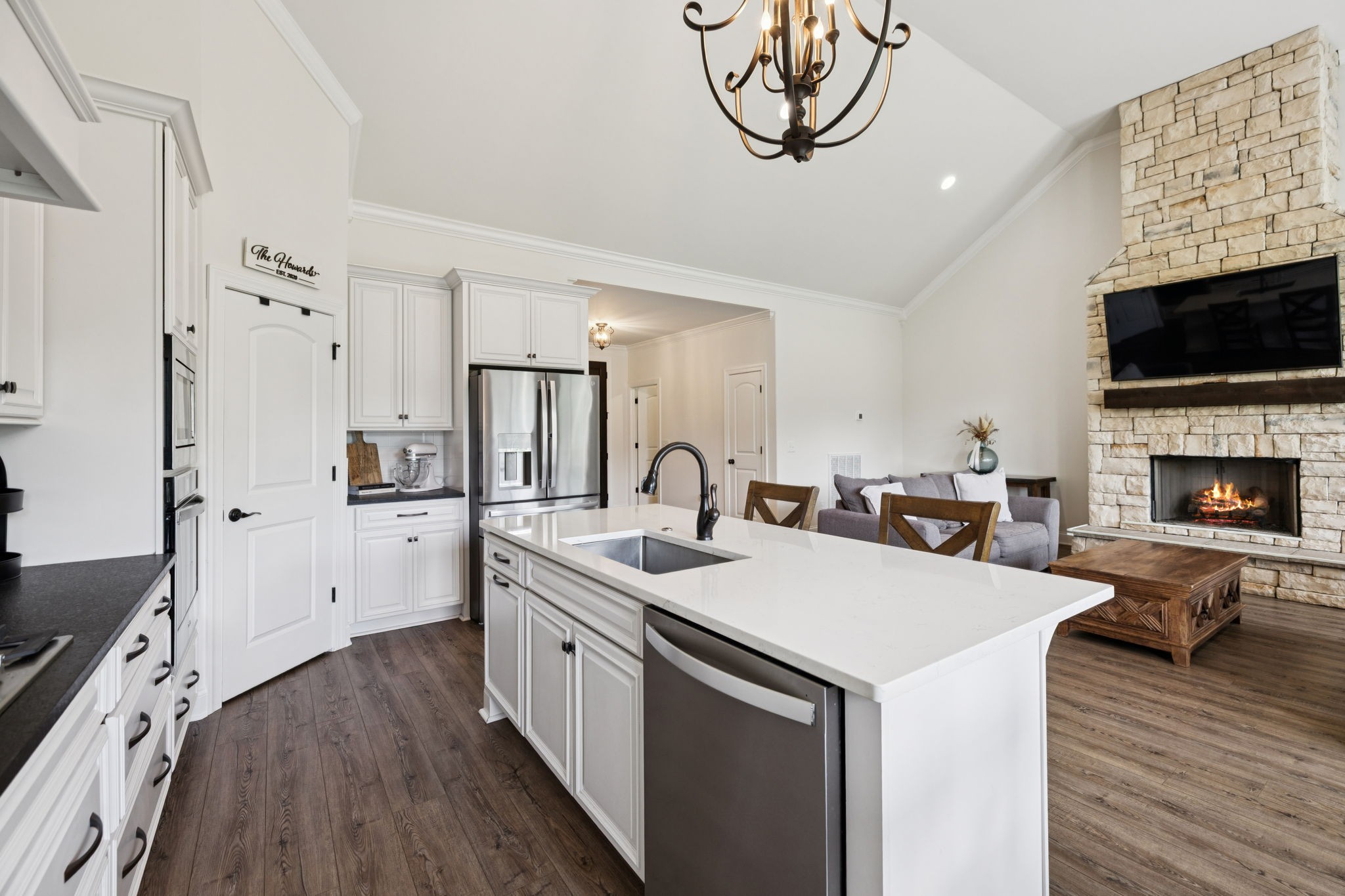 623 Josef Cir