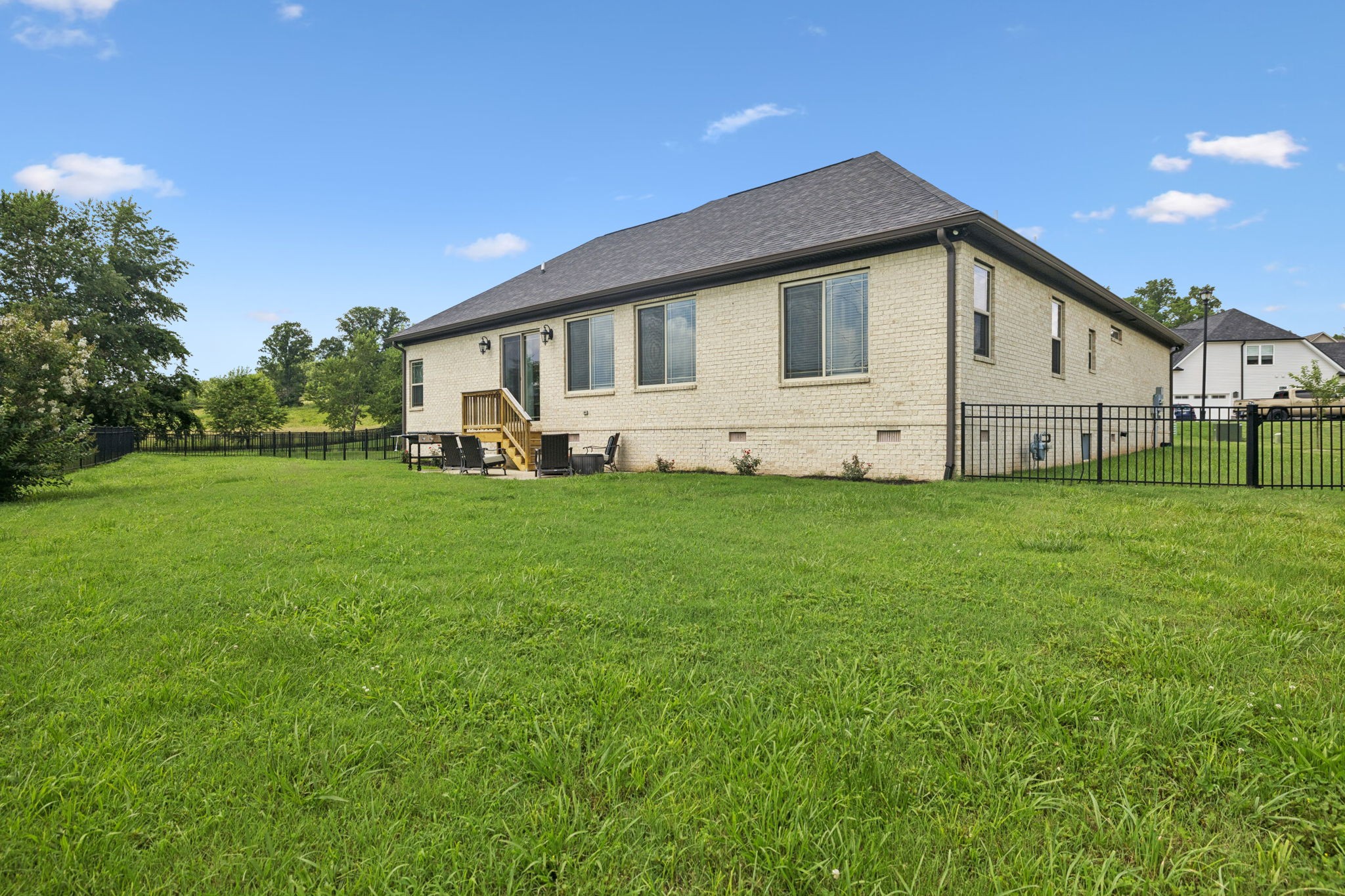 623 Josef Cir