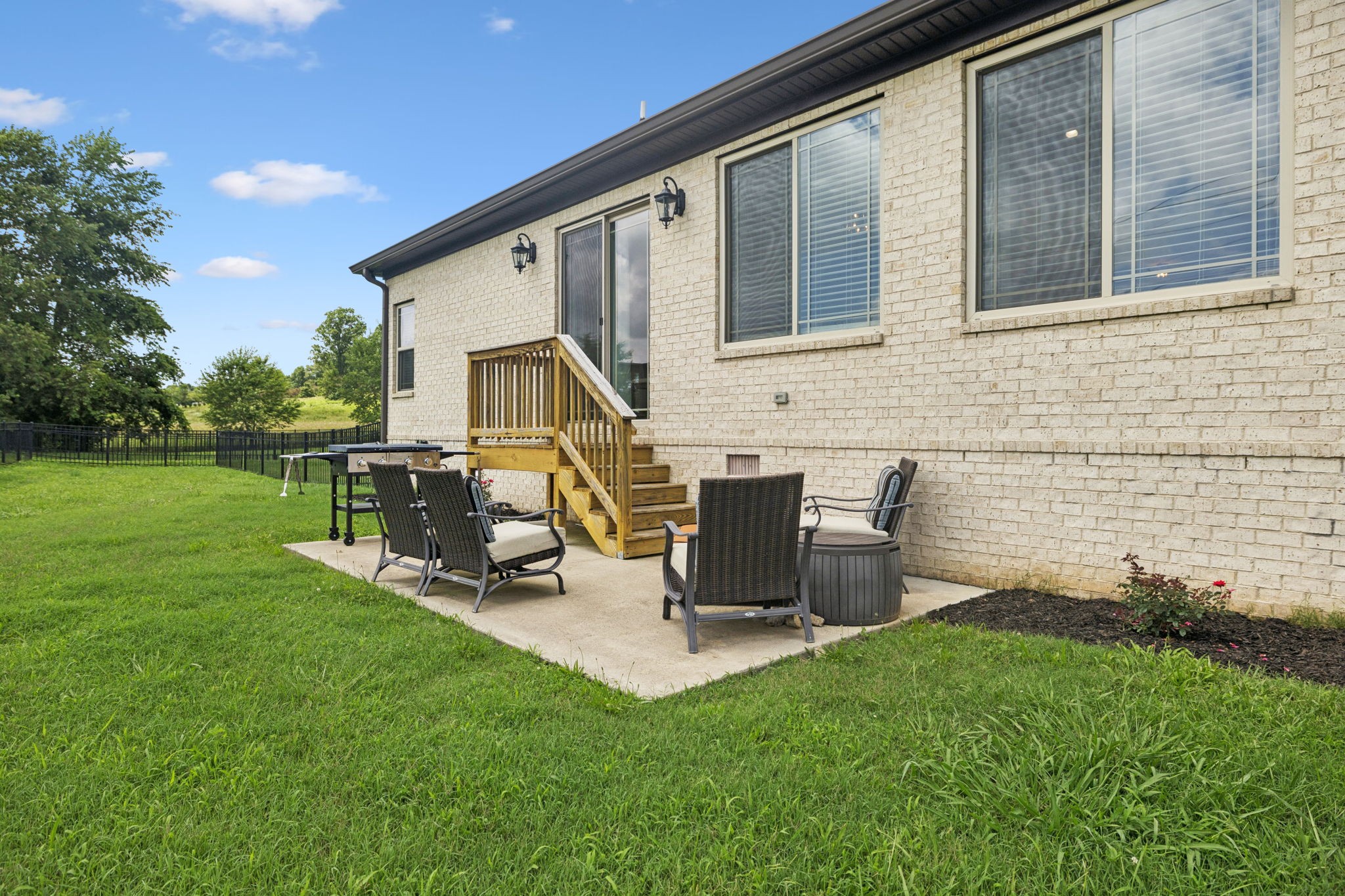 623 Josef Cir