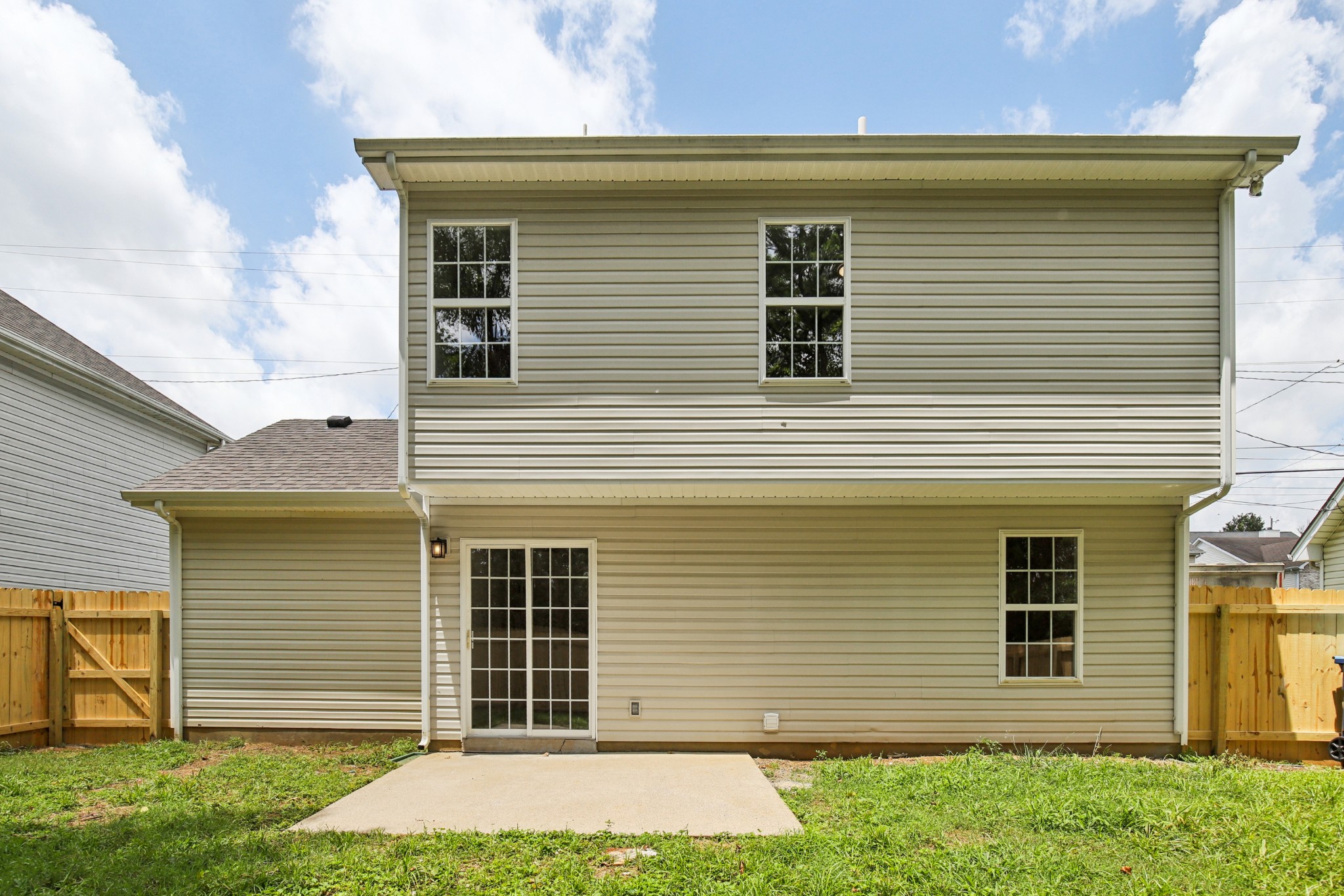 1033 Tom Hailey Blvd