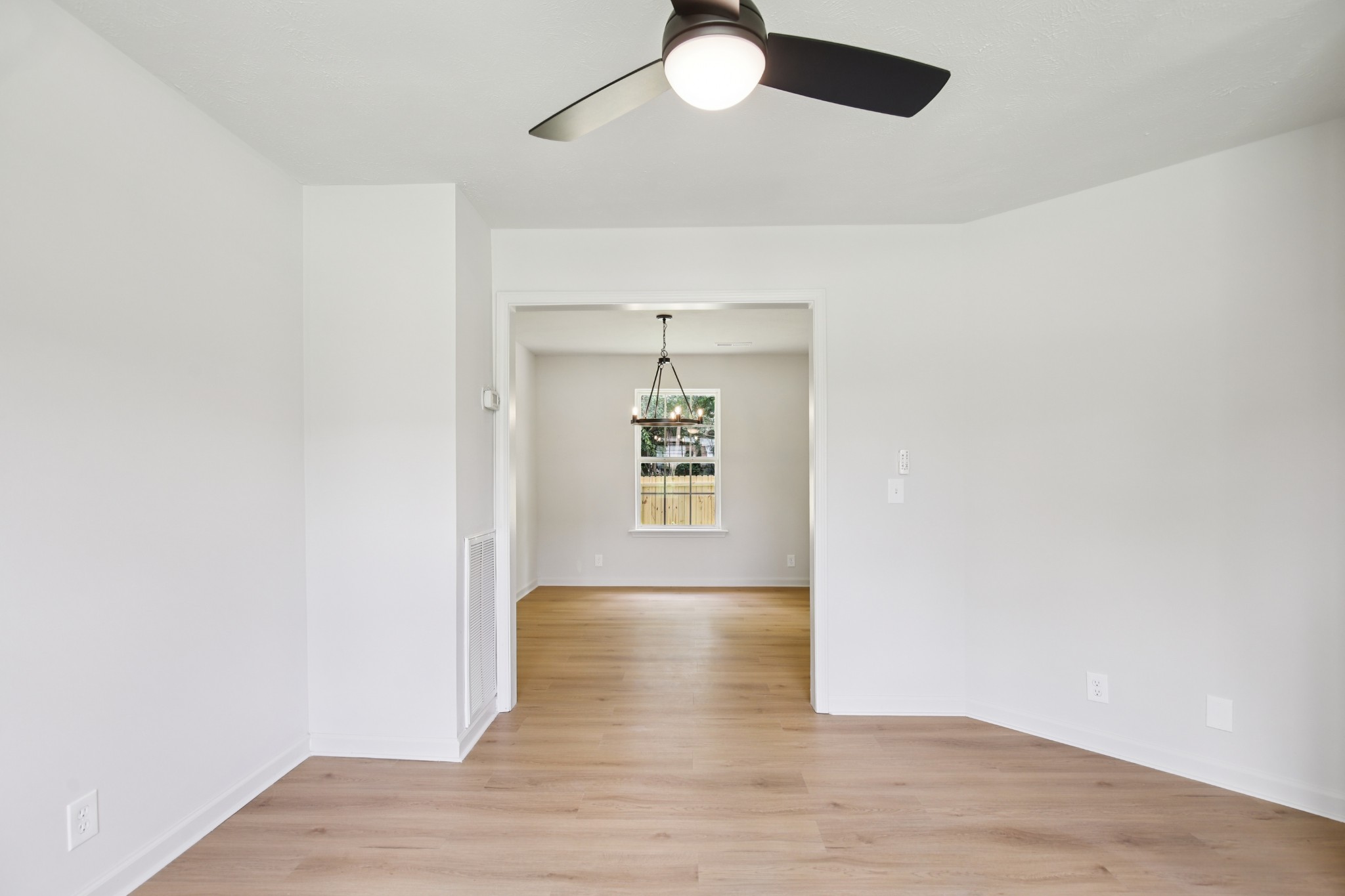 1033 Tom Hailey Blvd