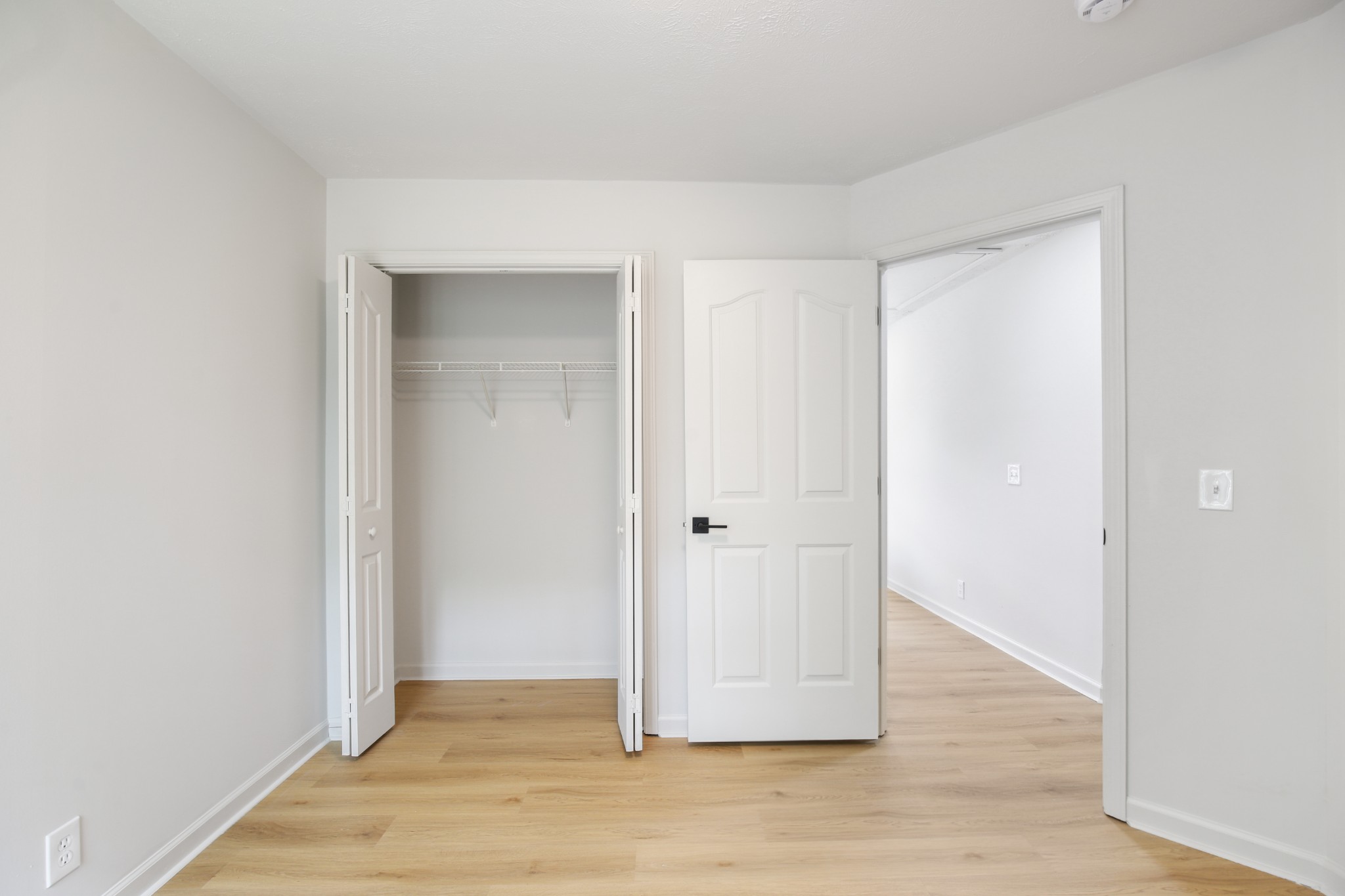 1033 Tom Hailey Blvd