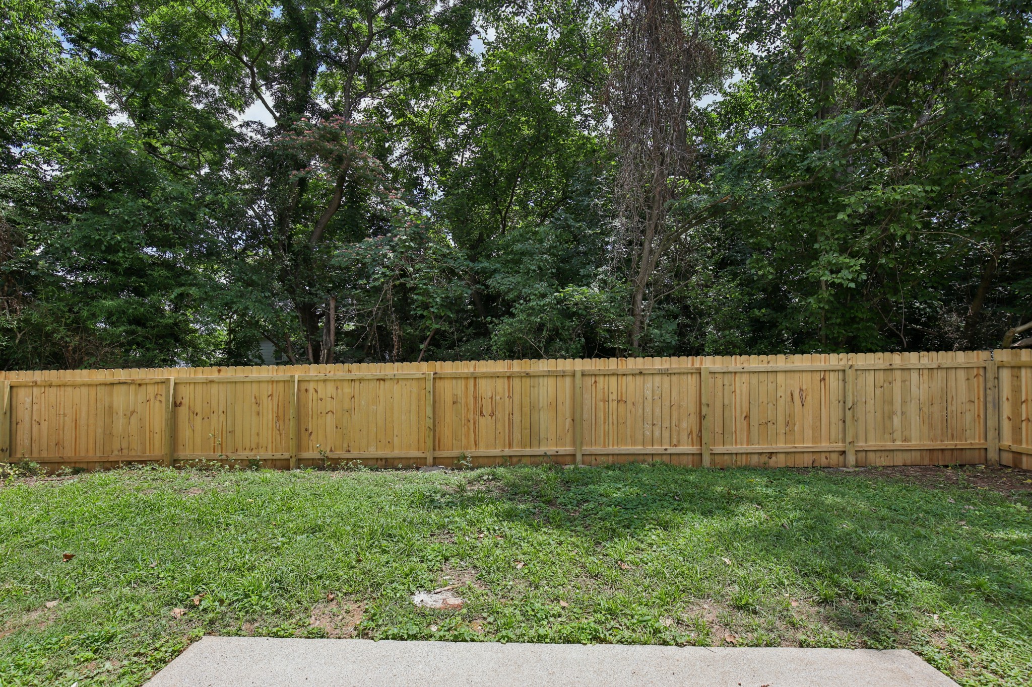 1033 Tom Hailey Blvd