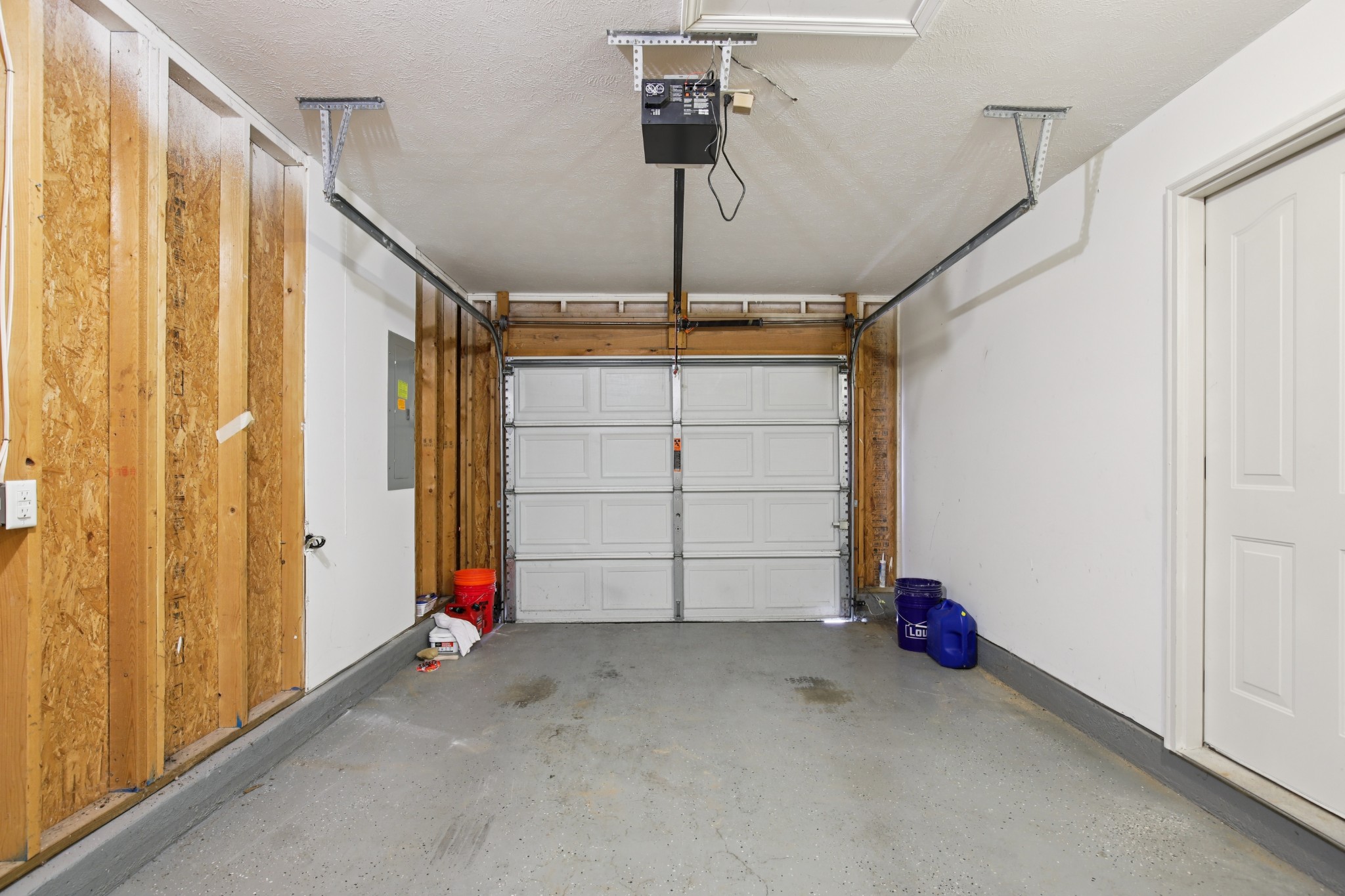 1033 Tom Hailey Blvd
