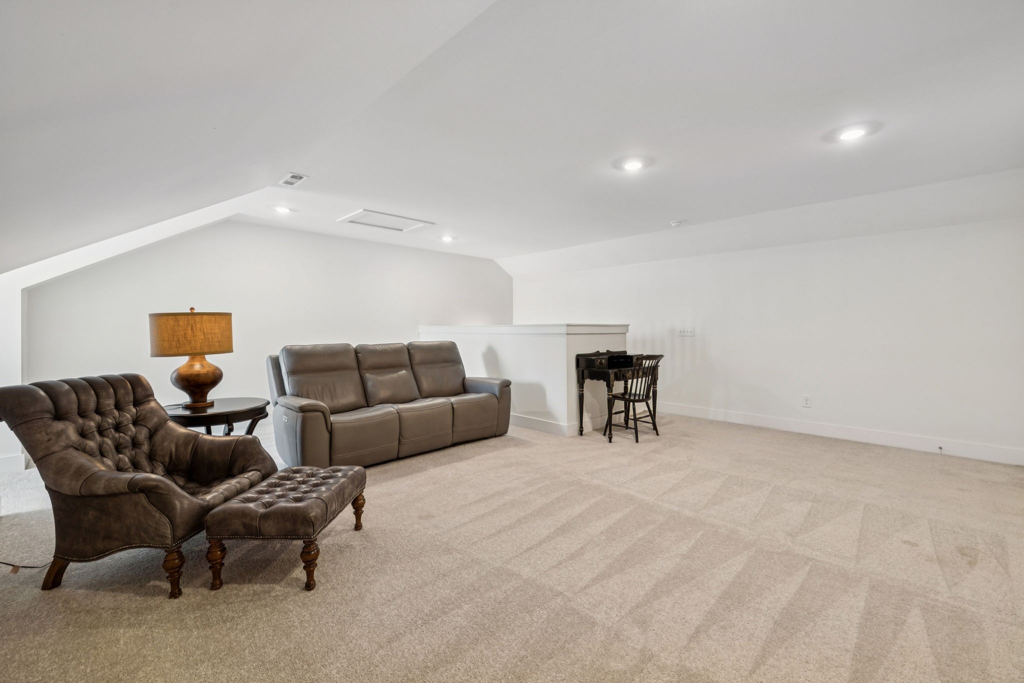 219 Cloverbrook Way