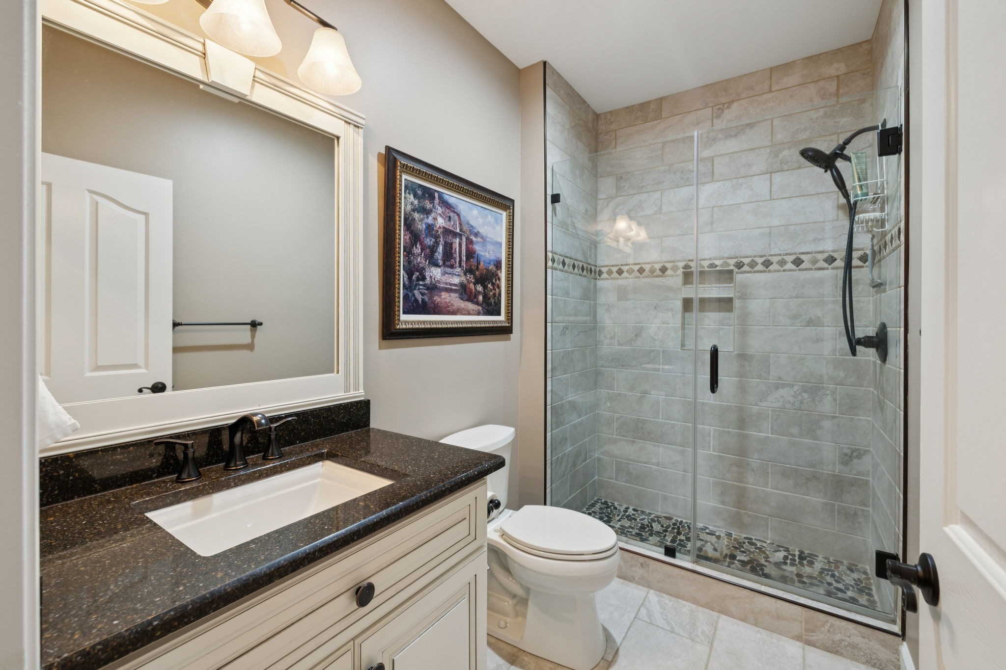 1204 Valarie Ln