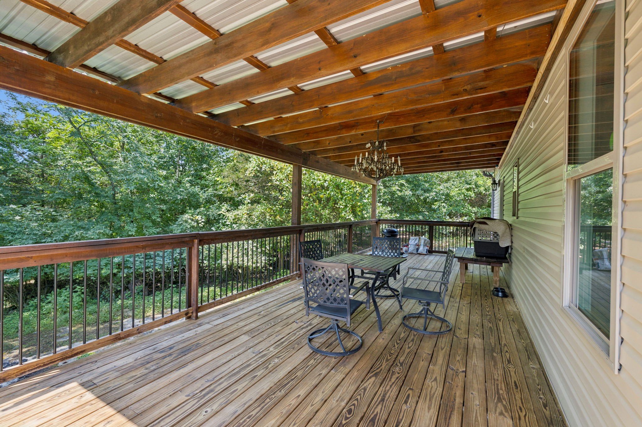 8130 Saundersville Rd
