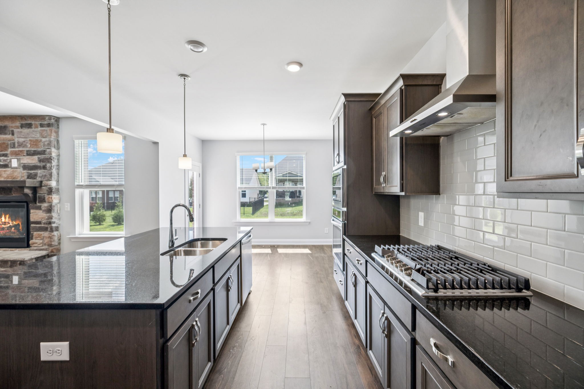 5475 Ayana Dr