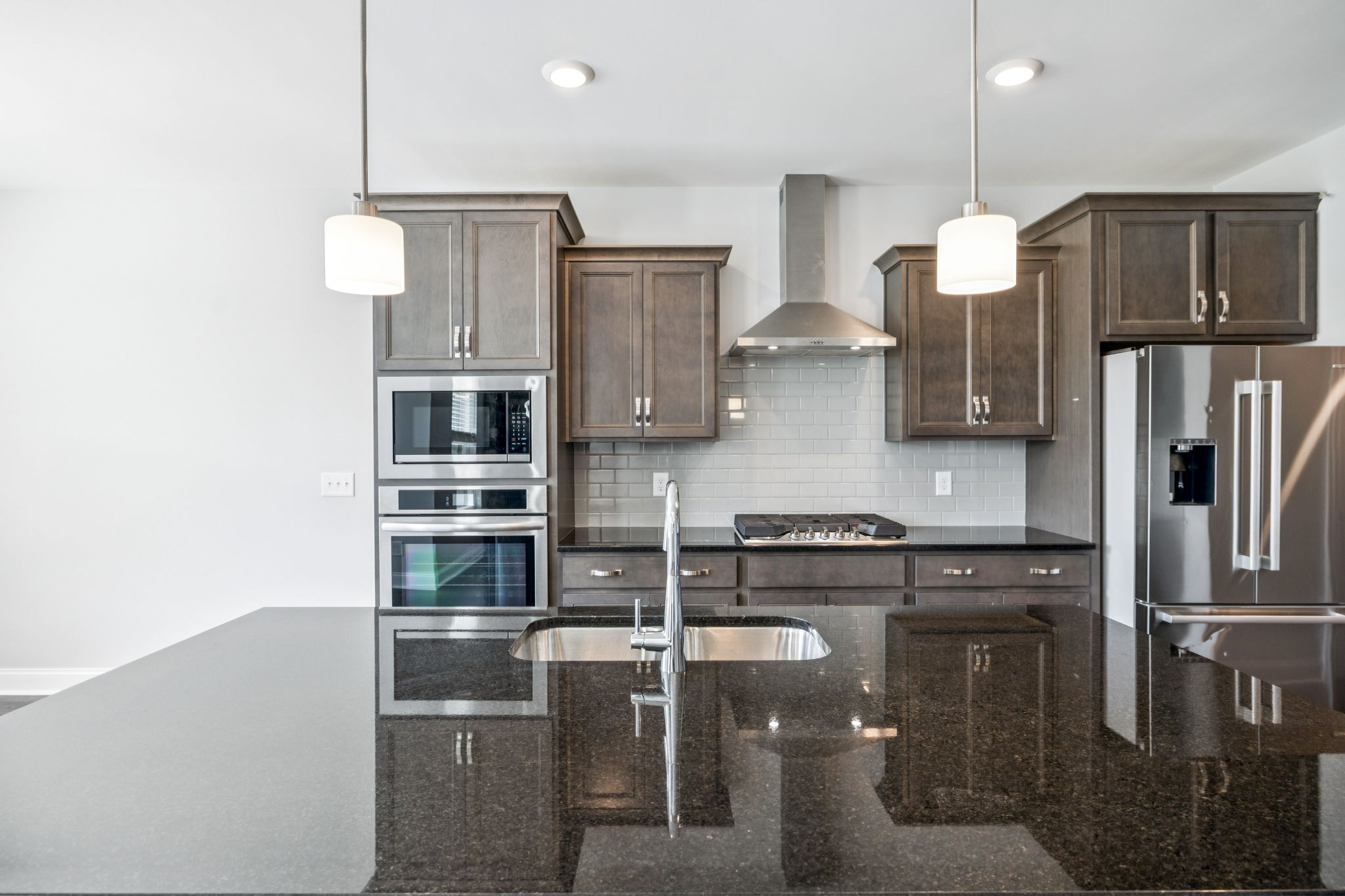 5475 Ayana Dr