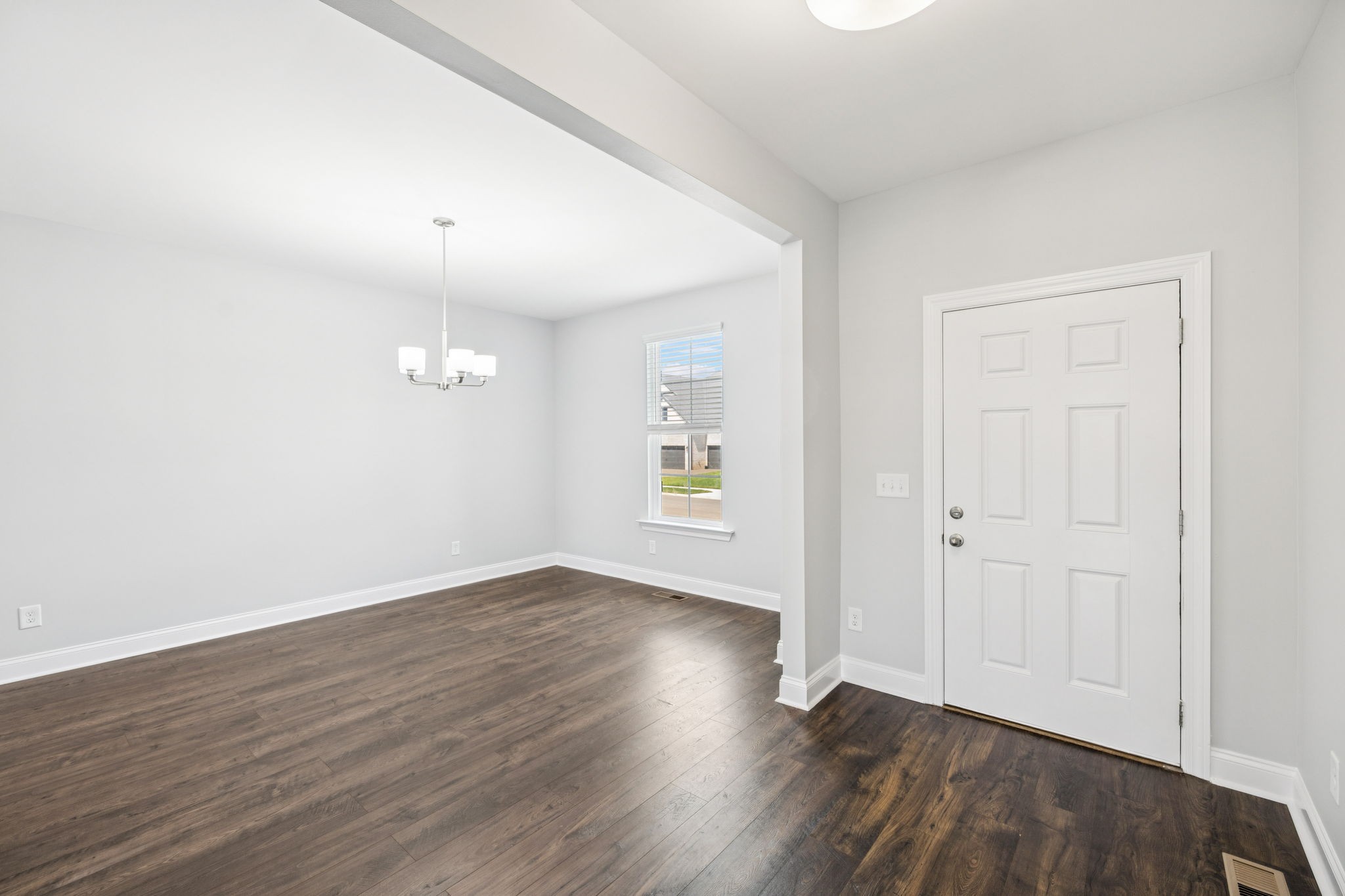 5475 Ayana Dr