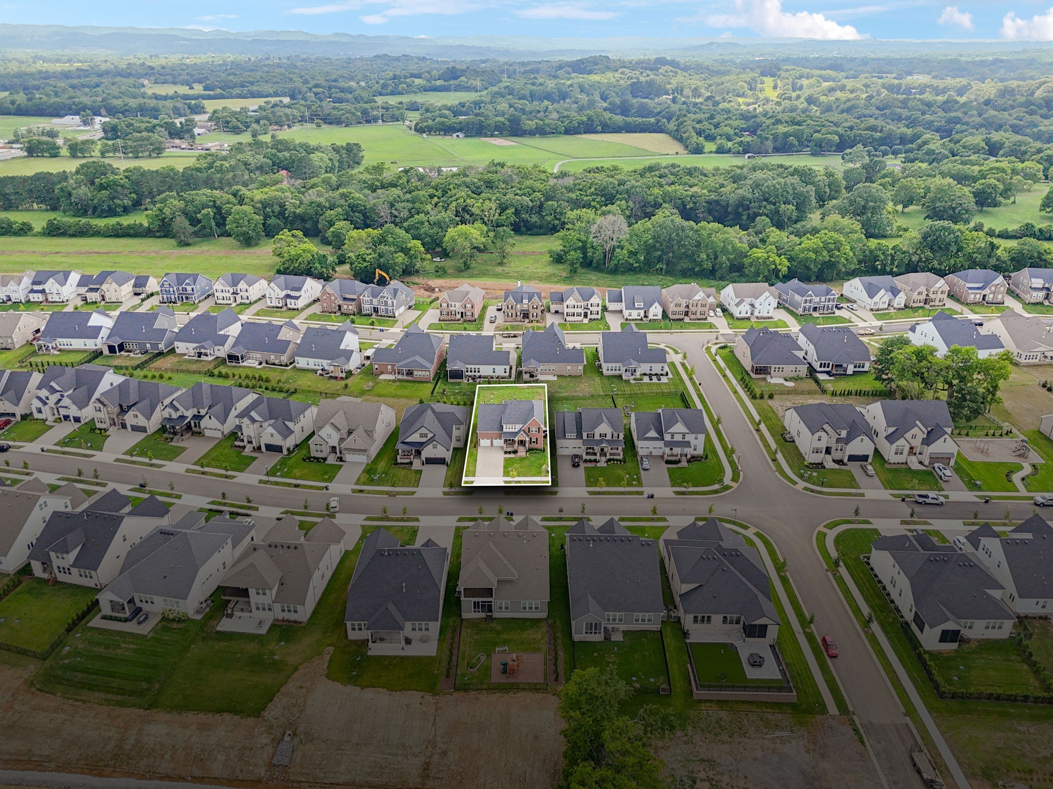 5475 Ayana Dr