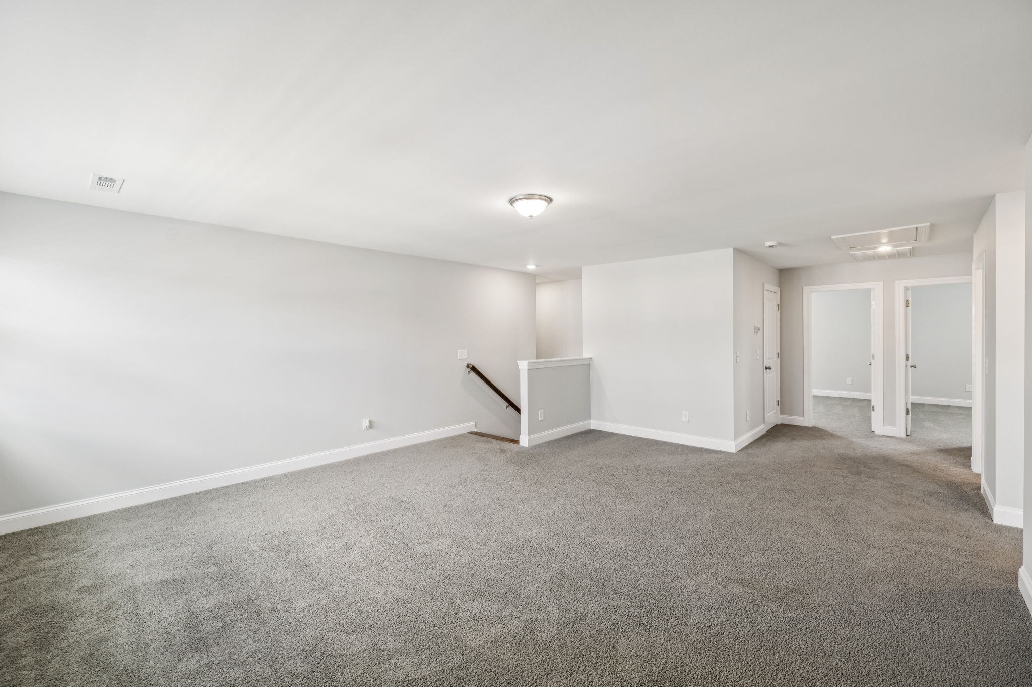 5475 Ayana Dr